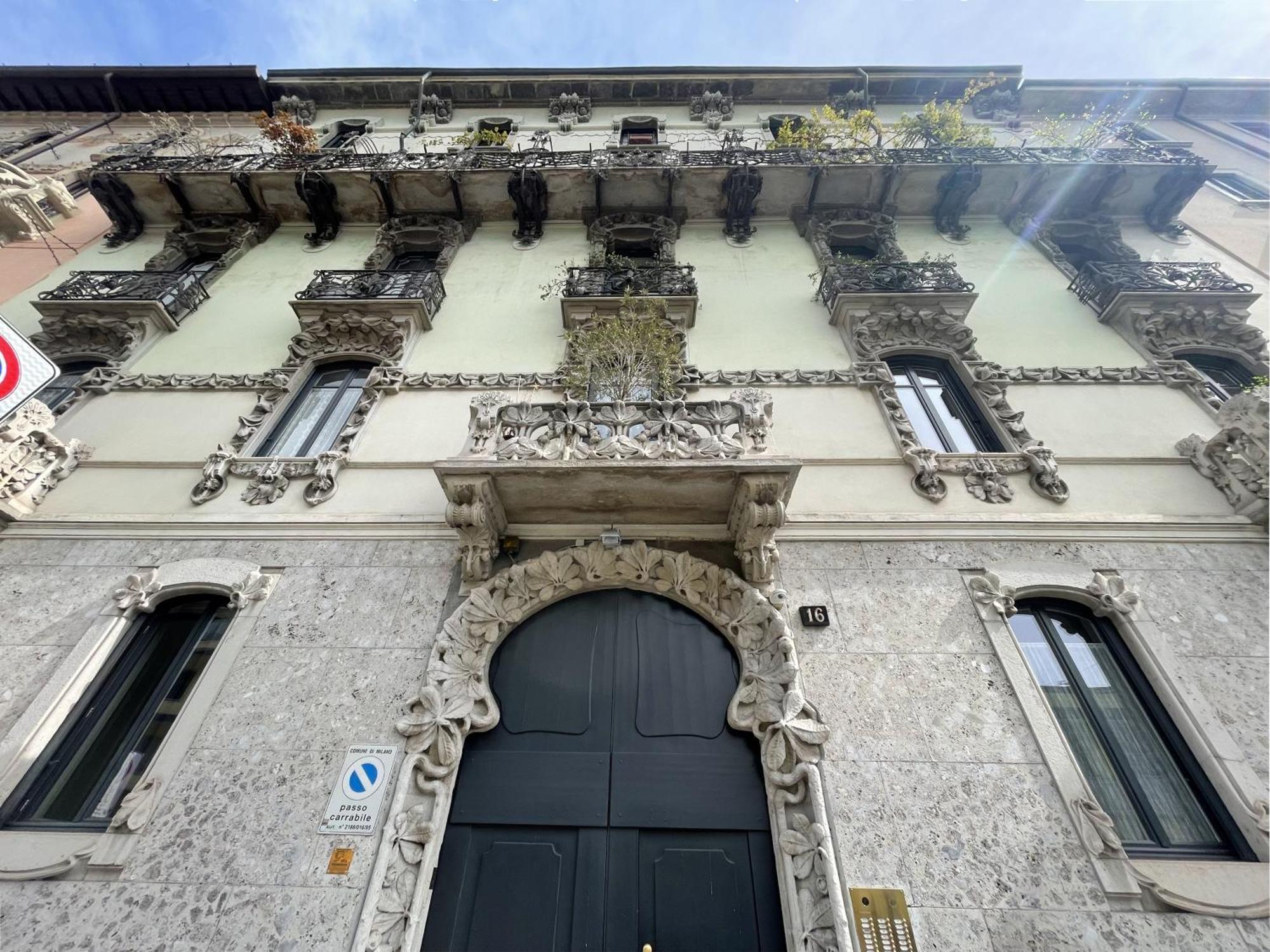 Splendido Quadrilocale Liberty In Porta Venezia * Milan