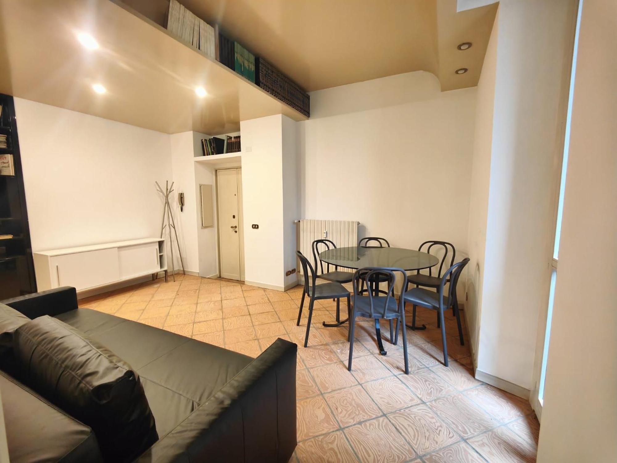 Vigentina 2bedroom Next To Metro Milan