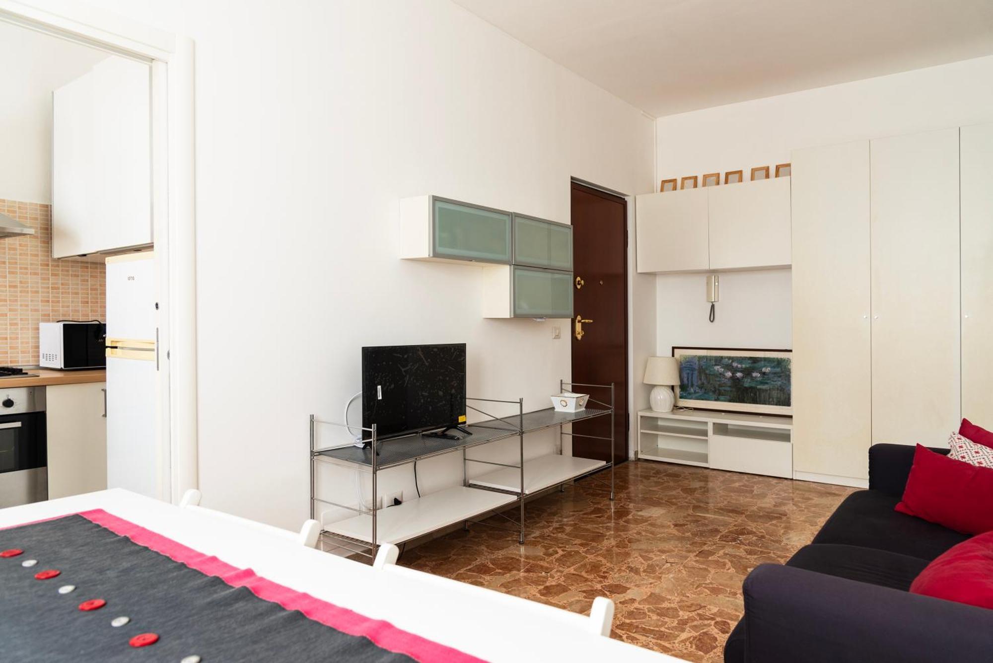 Youhosty - Da Cermenate 12 Apartment *