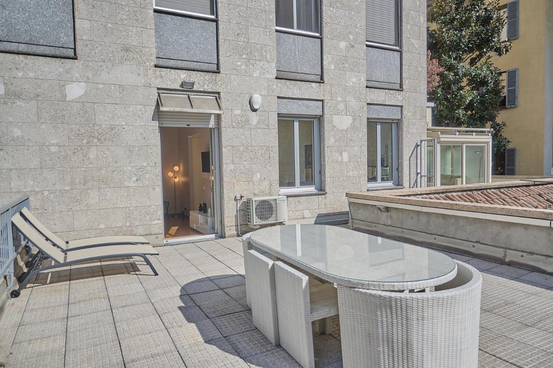 Apartment Retreats Duomo Milan