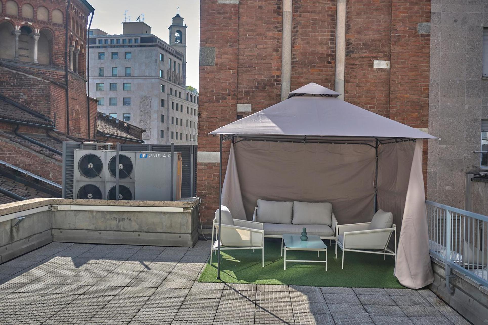 Retreats Duomo Apartment Milan