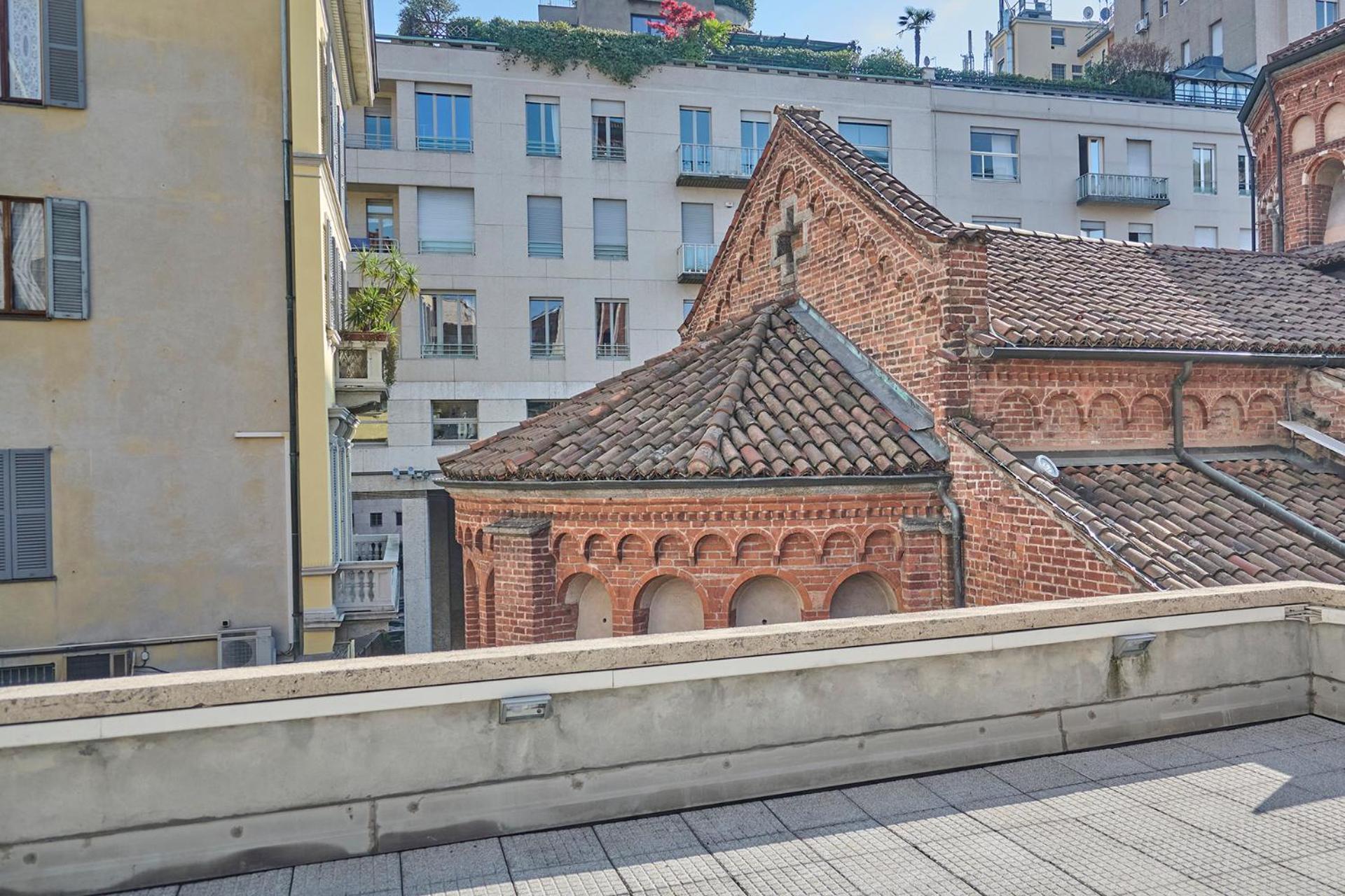 Apartamento Retreats Duomo Milão