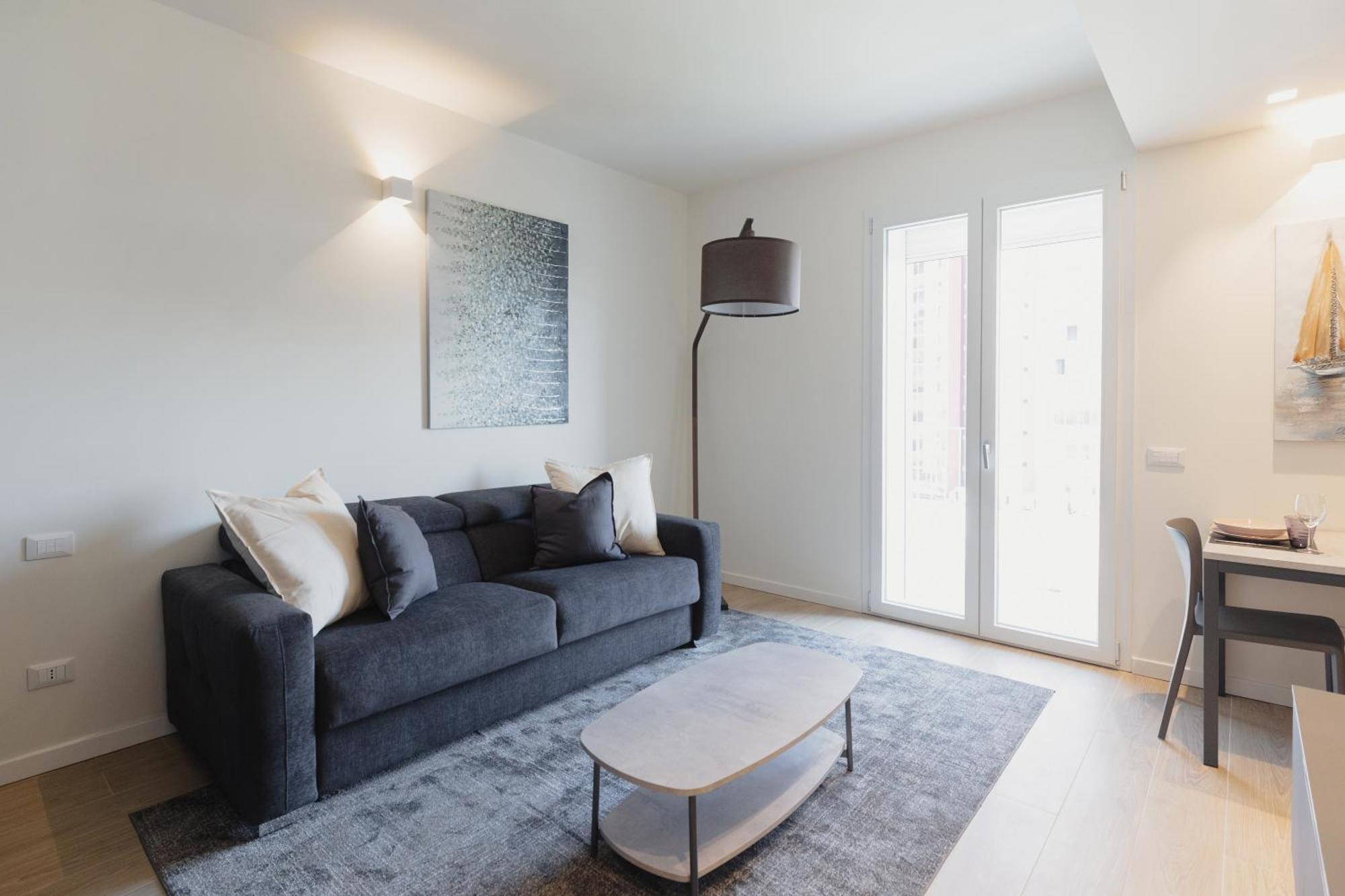 Gohost - Modern And Bright Apartments With Terrace And Balcony * Milan