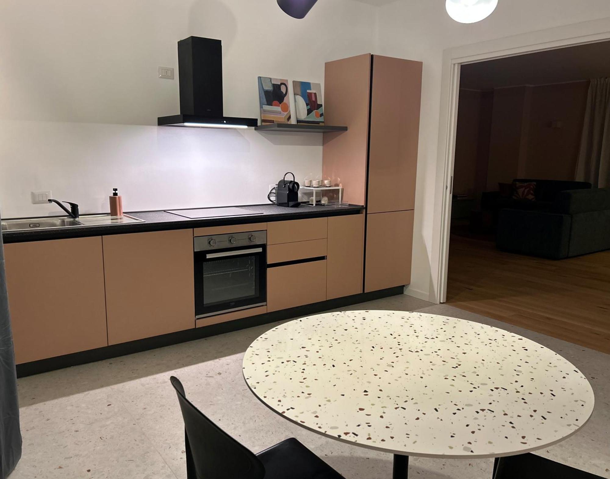 Apartamento Fifty Eight Repubblica Three Bedrooms *