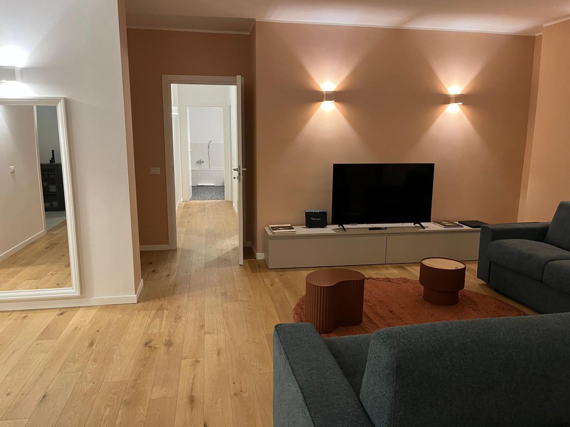 Fifty Eight Repubblica Three Bedrooms Apartment Milan