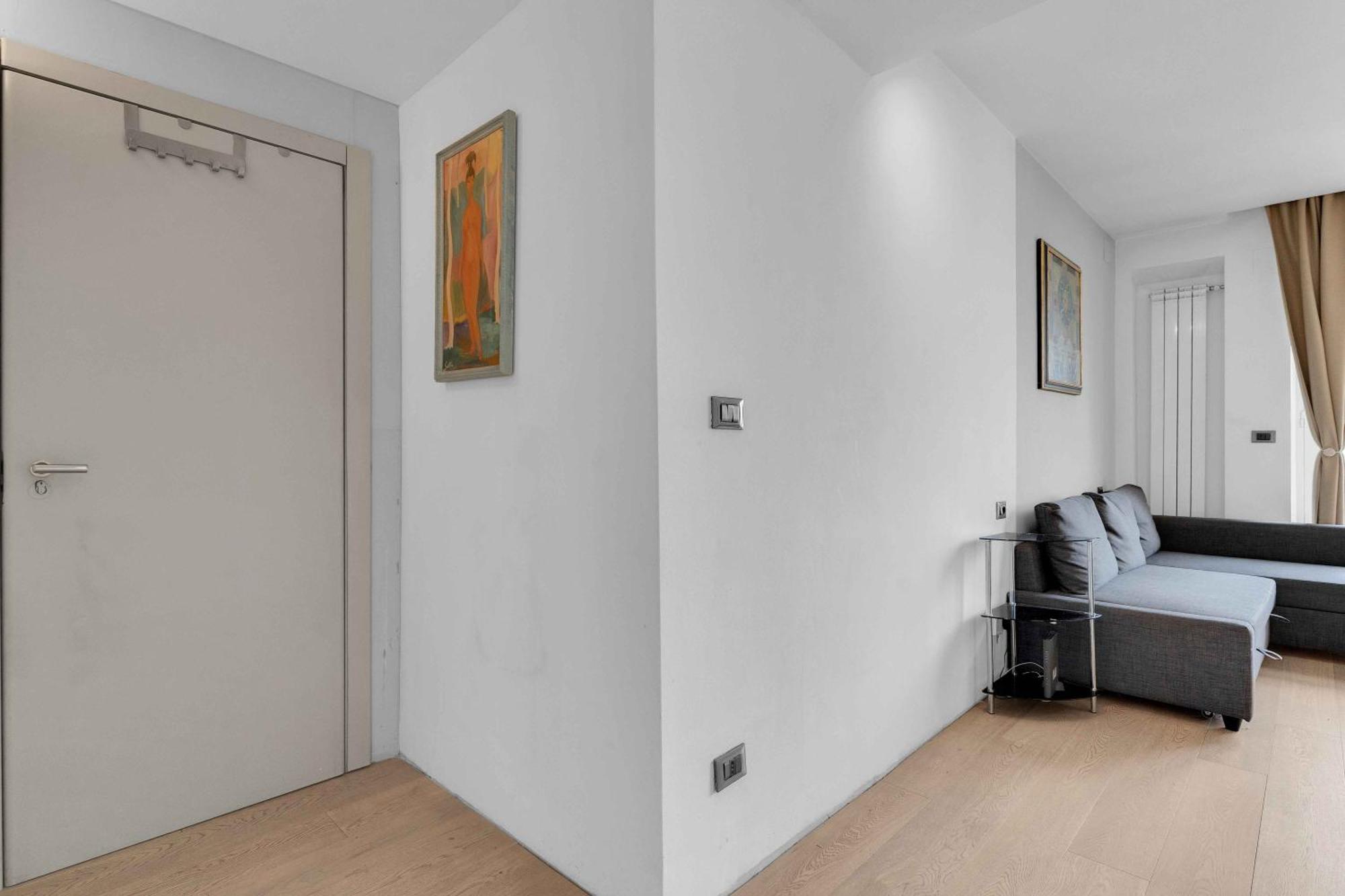 Dreaming With Parking L15 Milan