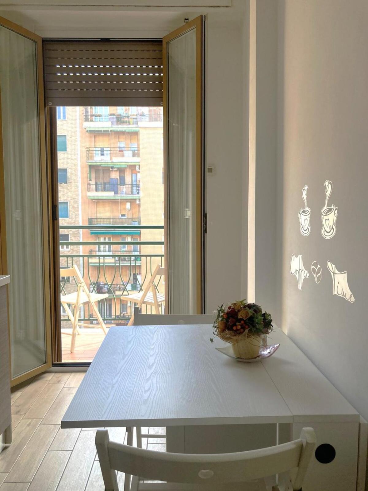Coronelli Lovely Studio, Close To Frattini & Gelsomini Metro Station Apartment