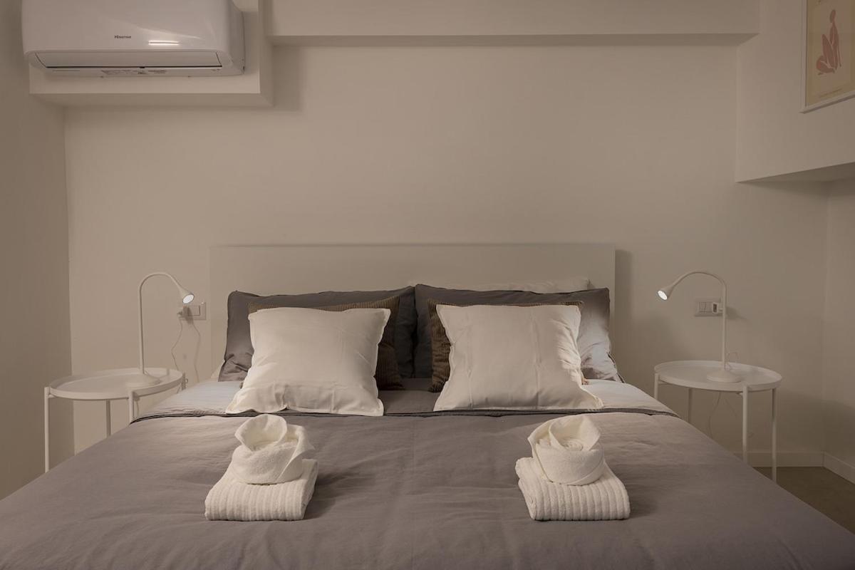 2 Bedrooms De Angeli - 20 Minuti Dal Salone Del Mobile Apartment
