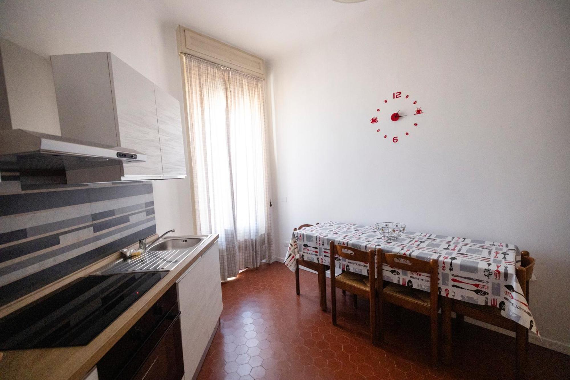 Apartment Moderno Trilocale In Zona Navigli *