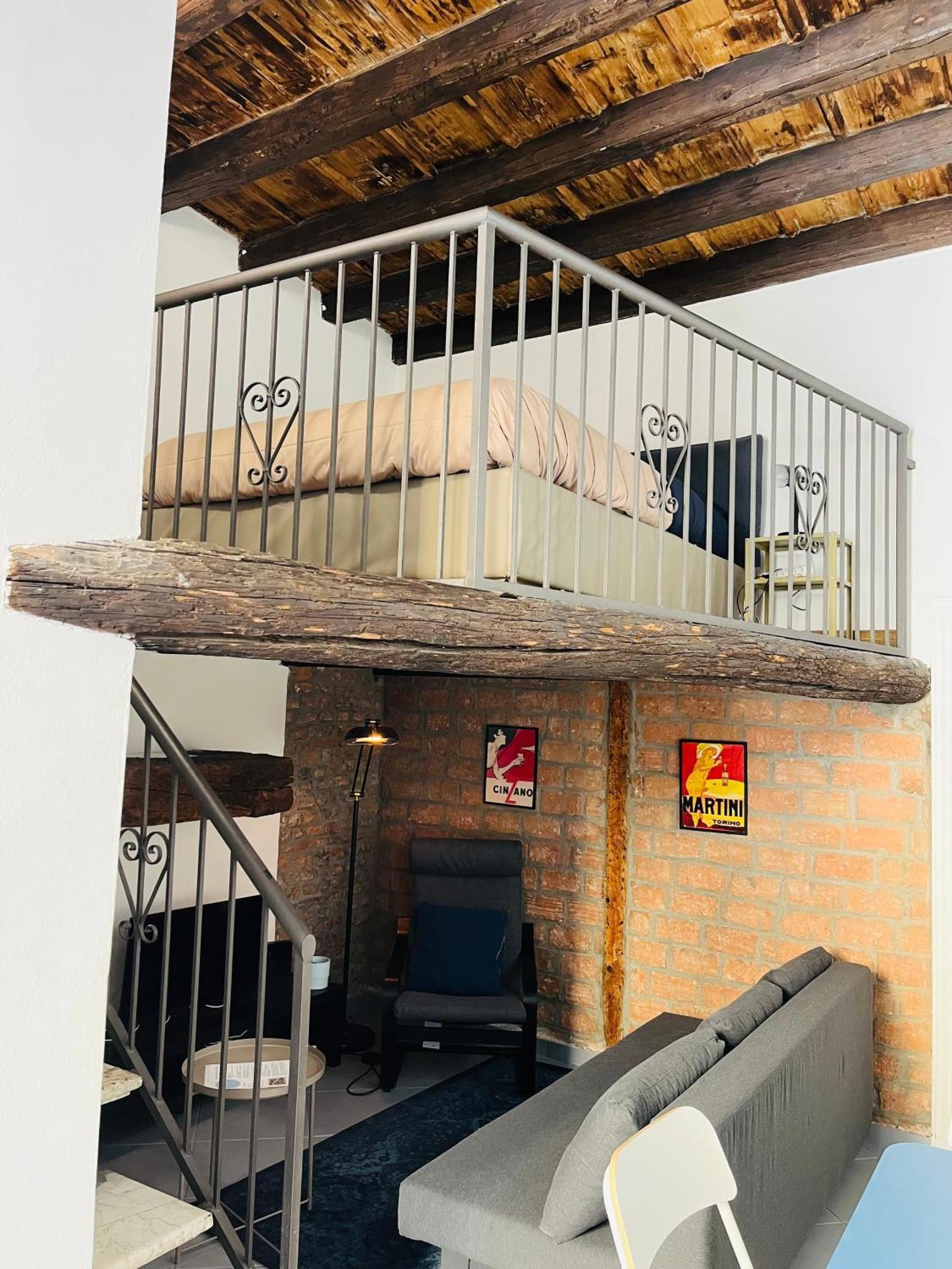 Apartment San Lorenzo Milan