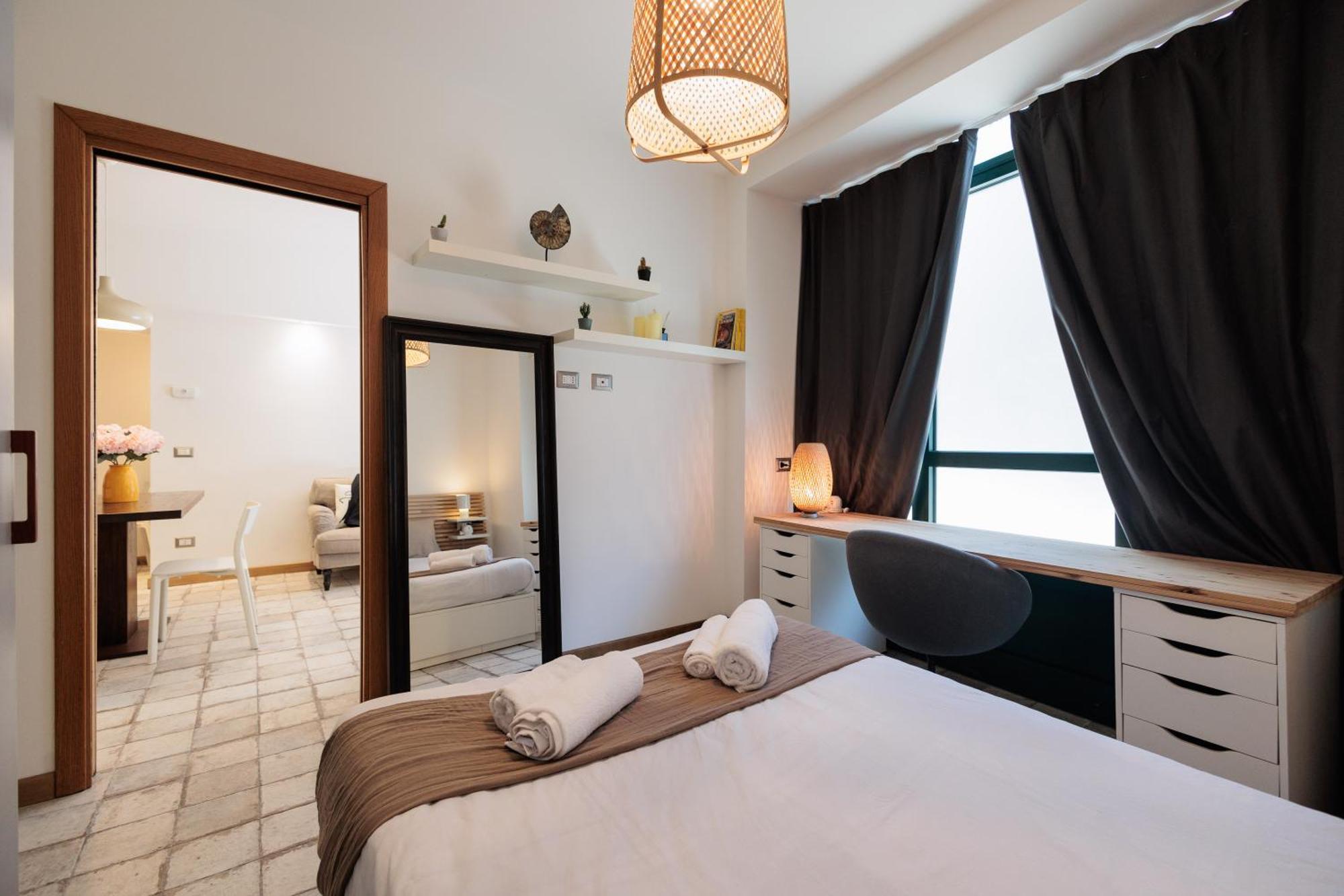 Urban House - Darsena Navigli Center Apartment Milan