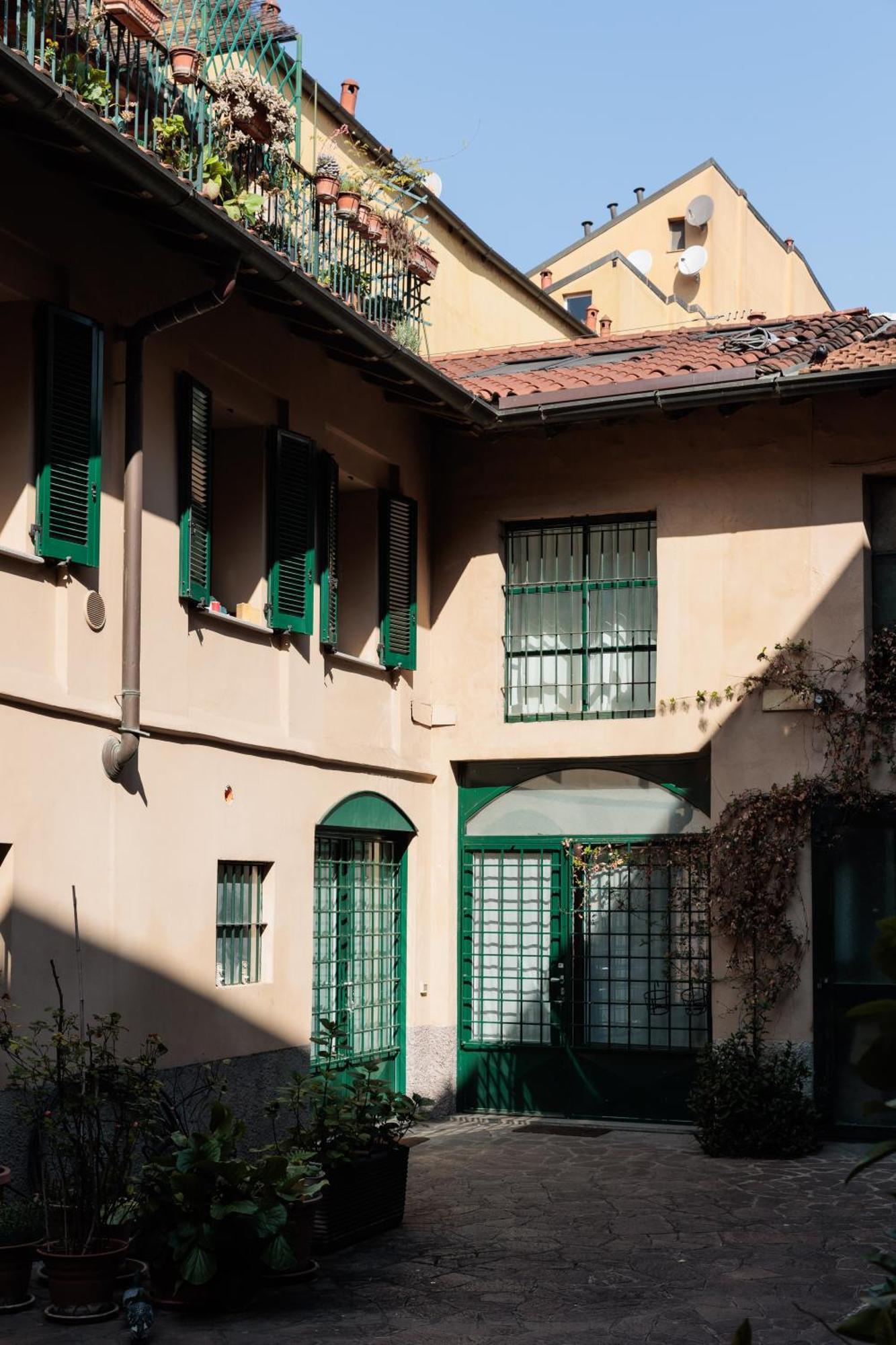 Urban House - Darsena Navigli Center *
