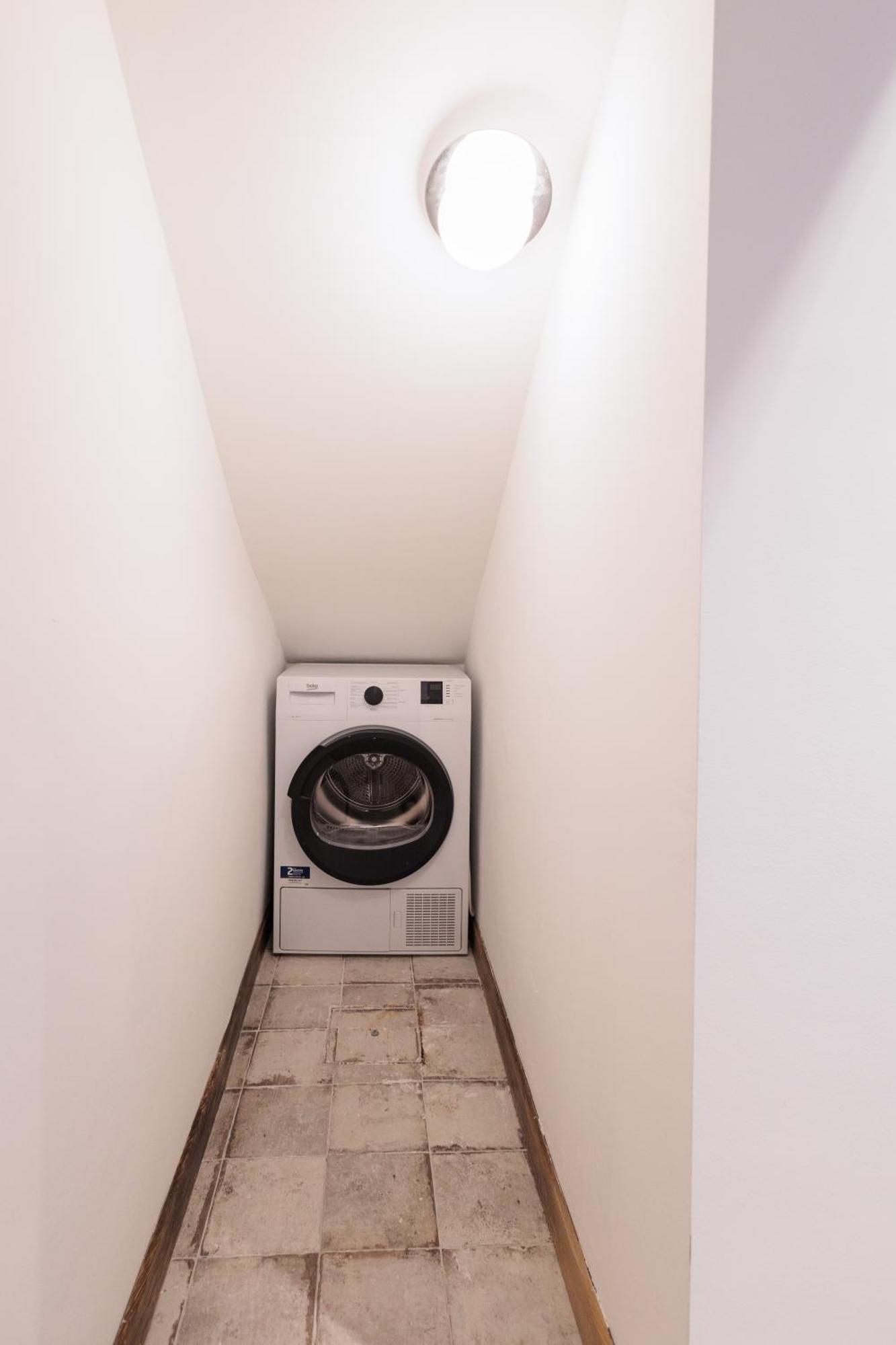 Urban House - Darsena Navigli Center Apartment
