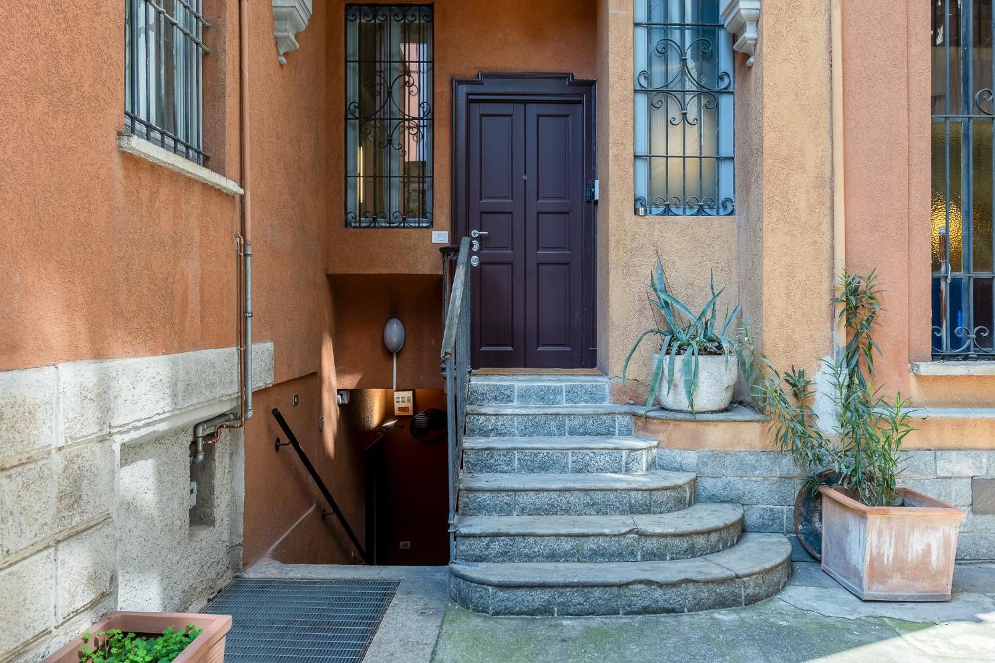 Vetra Luxury
