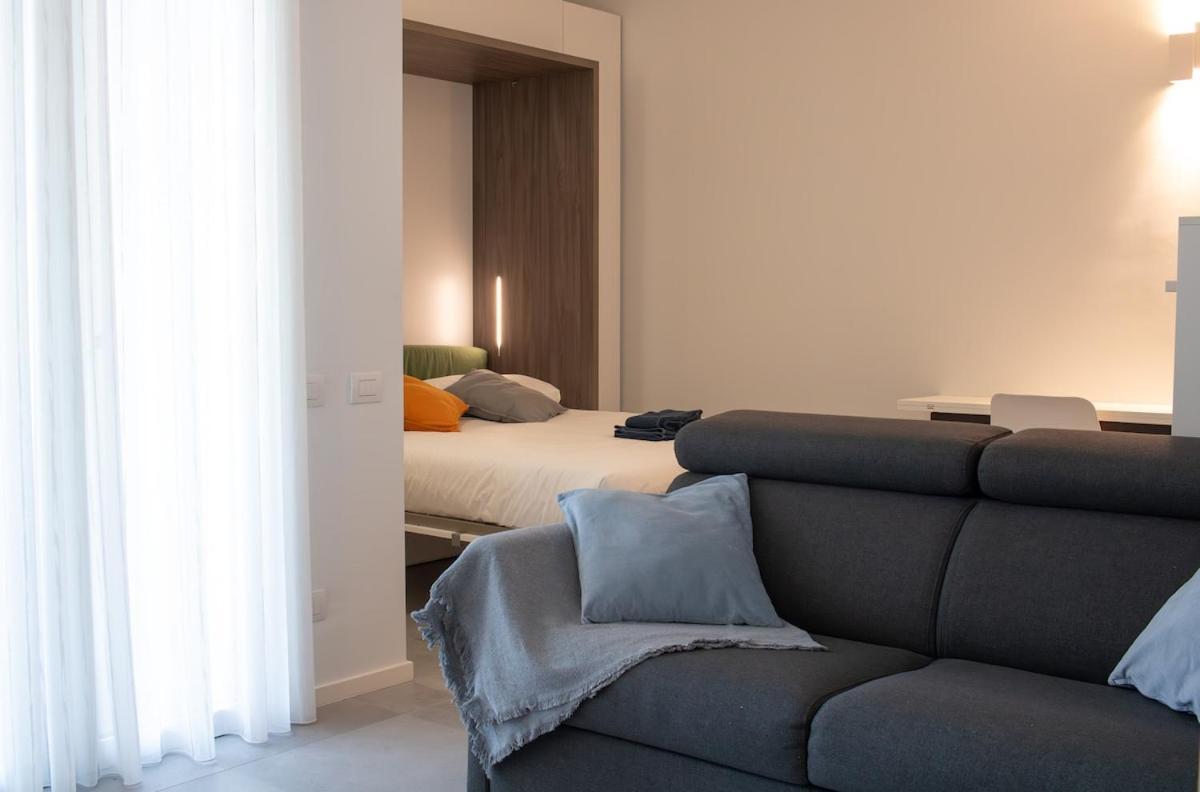 Apartment M1 Bisceglie - Gym Flat - Balcony Milan