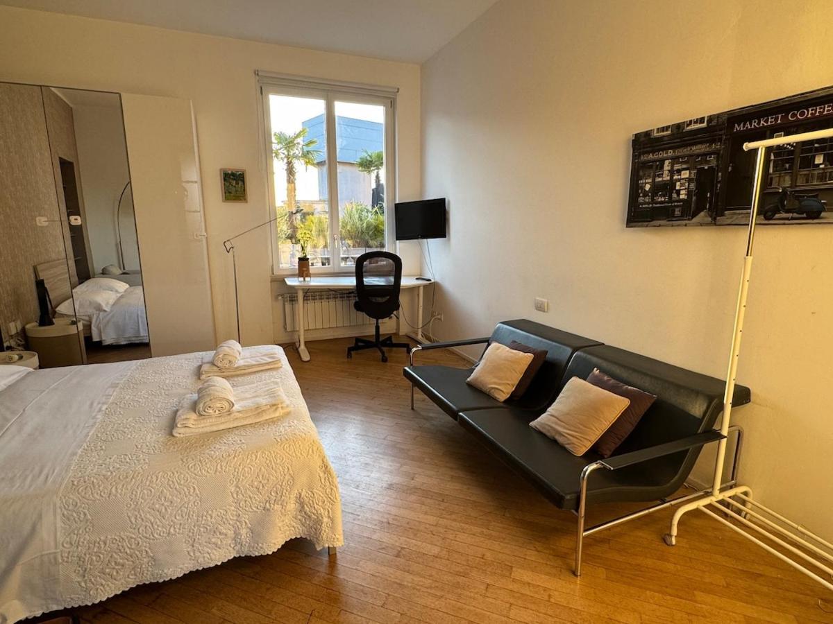 Penthouse 5 Minutes From Duomo Apartment Milan
