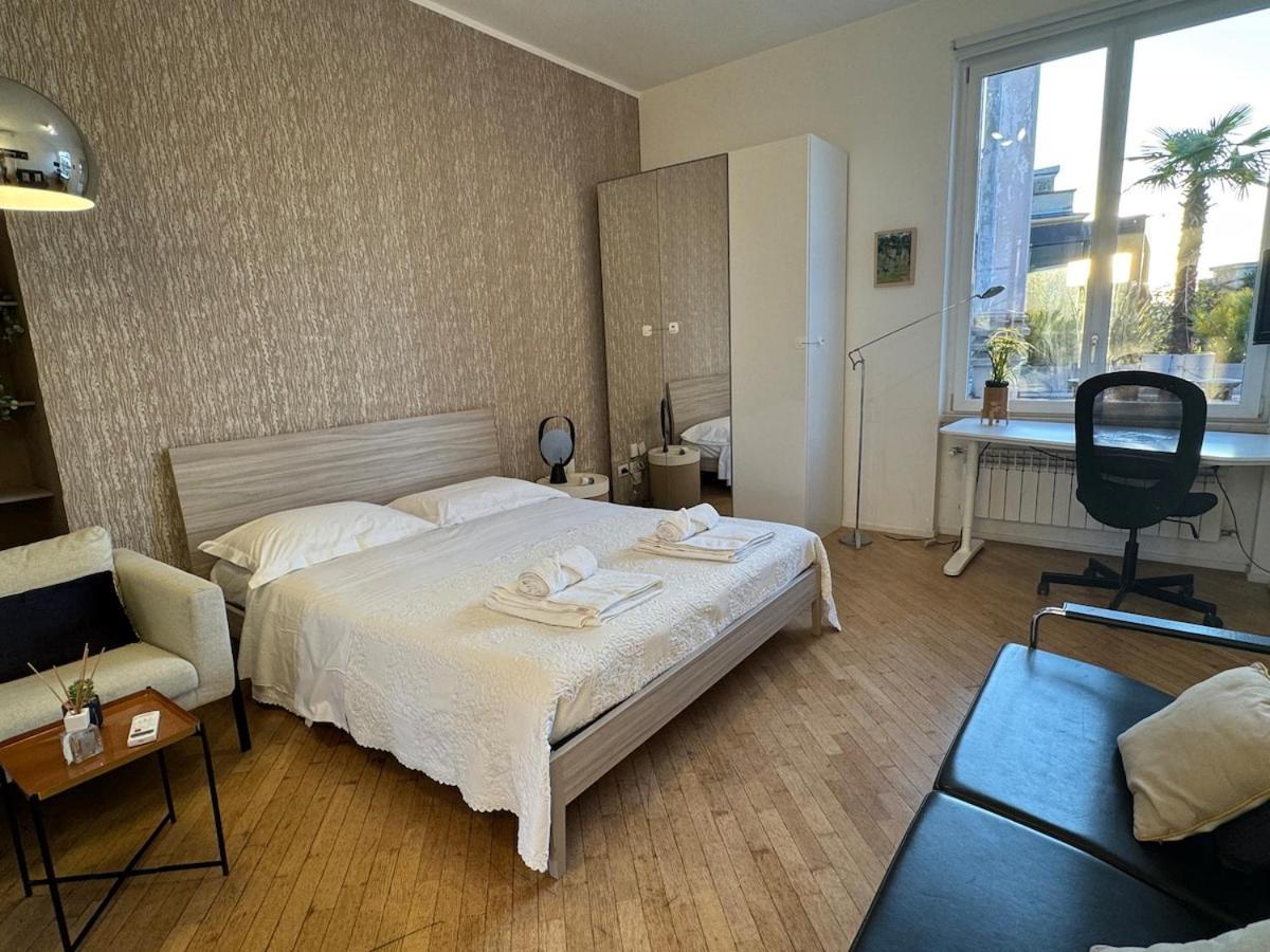 Apartment Penthouse 5 Minutes From Duomo Milan