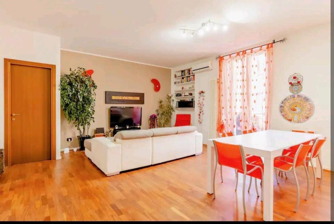 A Quiet And Loving Gem In The Center Of *