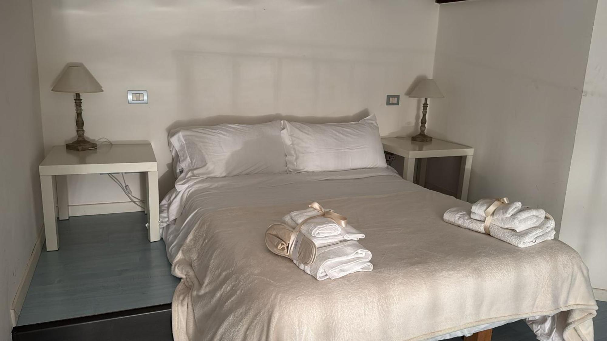 Appartamento Solution Zona Porta Romana 2 *