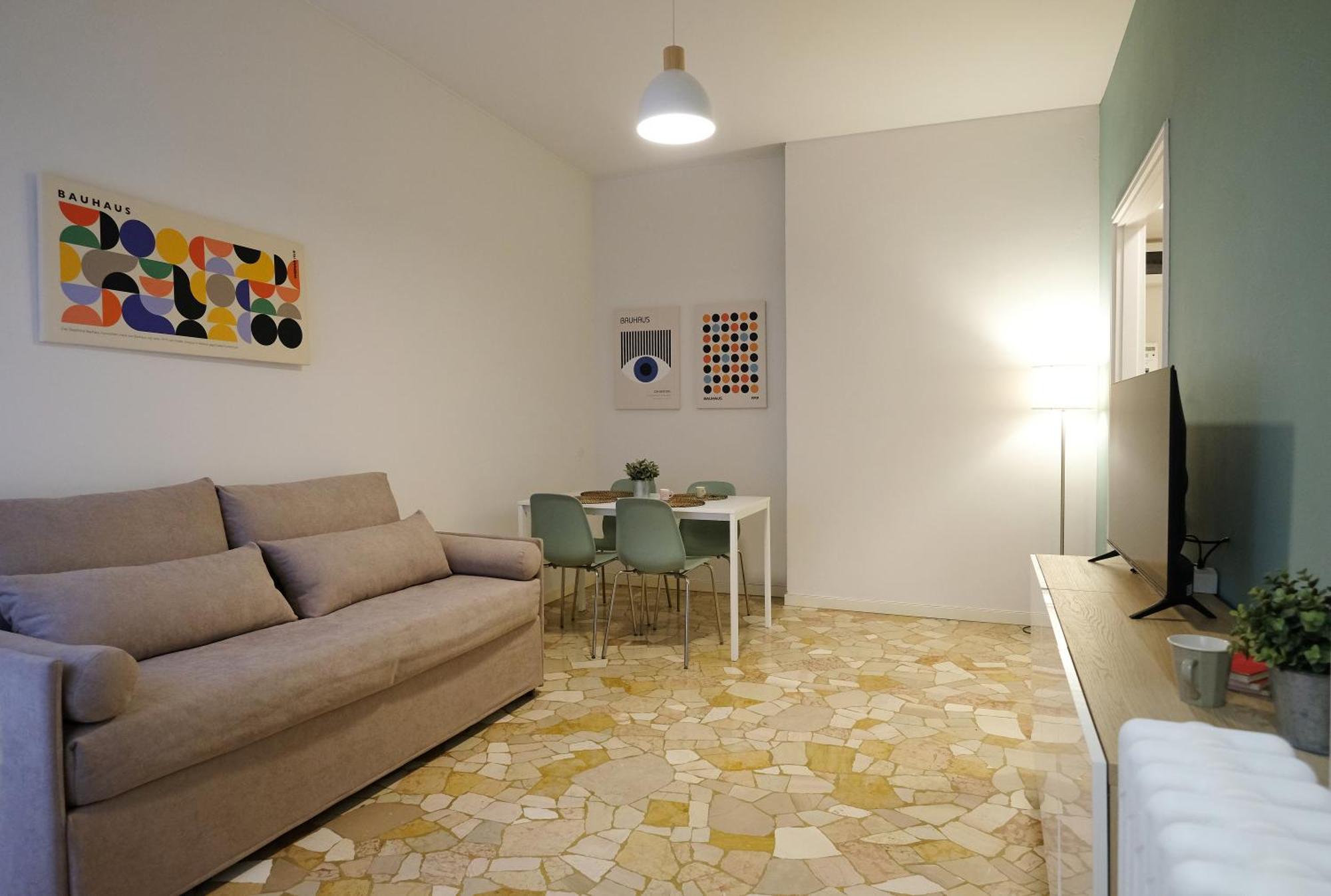 Apartment Navigli - Via Tortona Milan