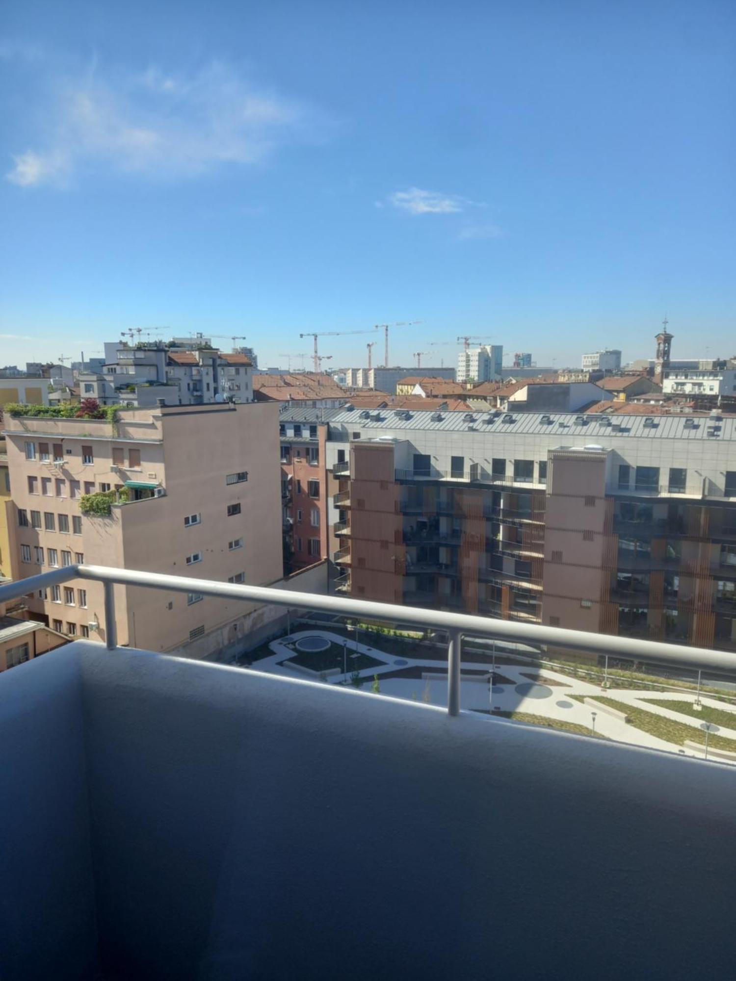 Apartment Milano City Centre Super New Apartament With 2 Bedrooms & 2 Bathrooms Fully Equipped Kitchen Living Room Wi Fi Balcony Metro Line Porta Romana 3 Stops To Duomo Cathedral