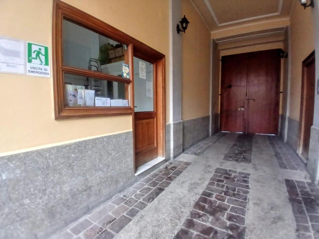 Apartment Corvetto 7 *
