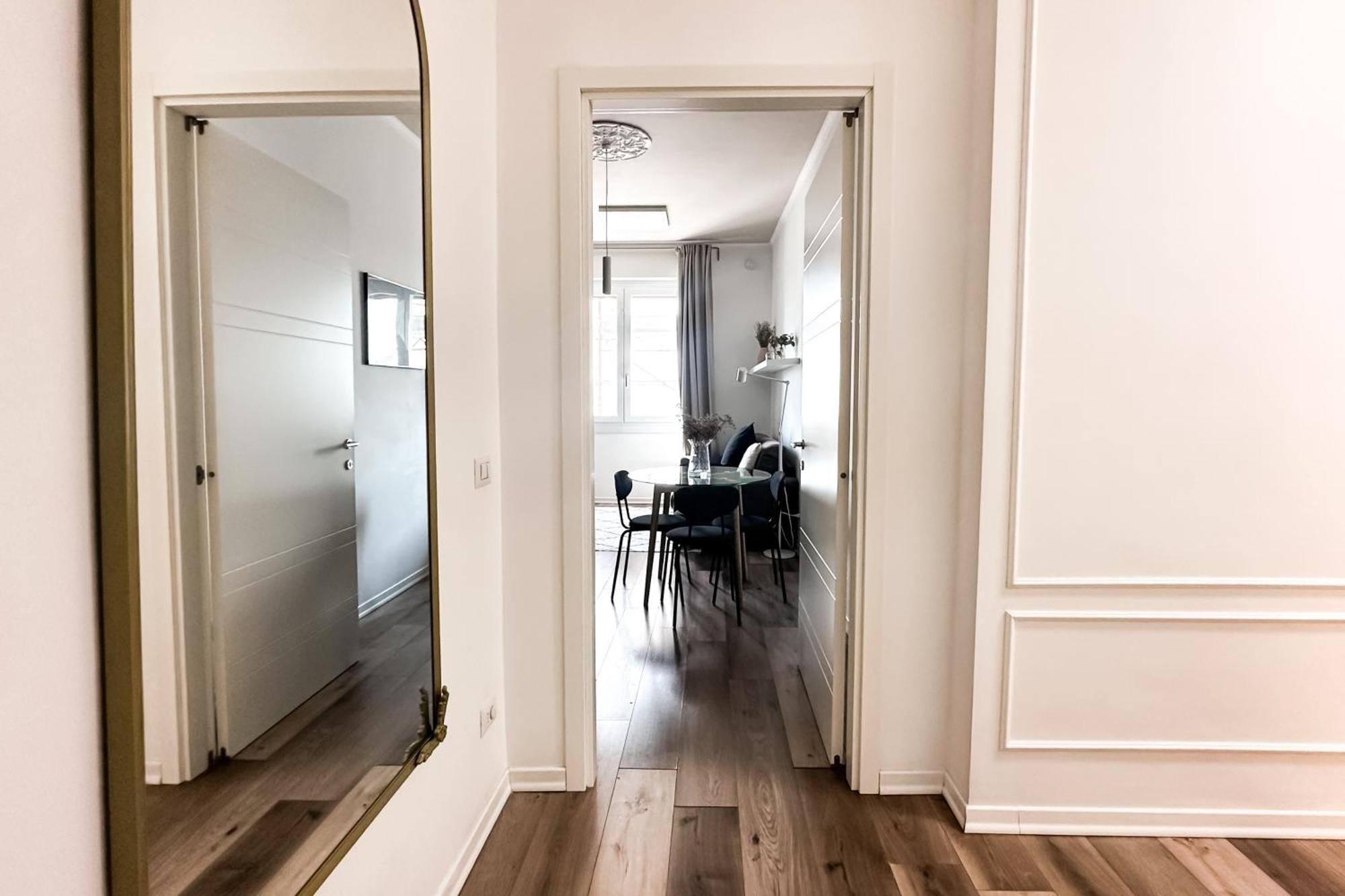 Apartment Elegante 80mq Vicino Sempione Milan