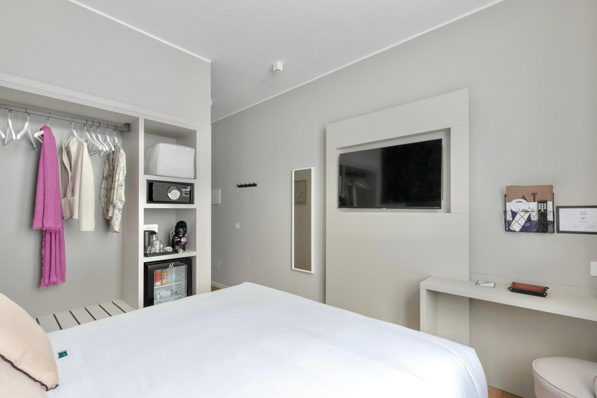 Ah - Duomo Signature Guest house