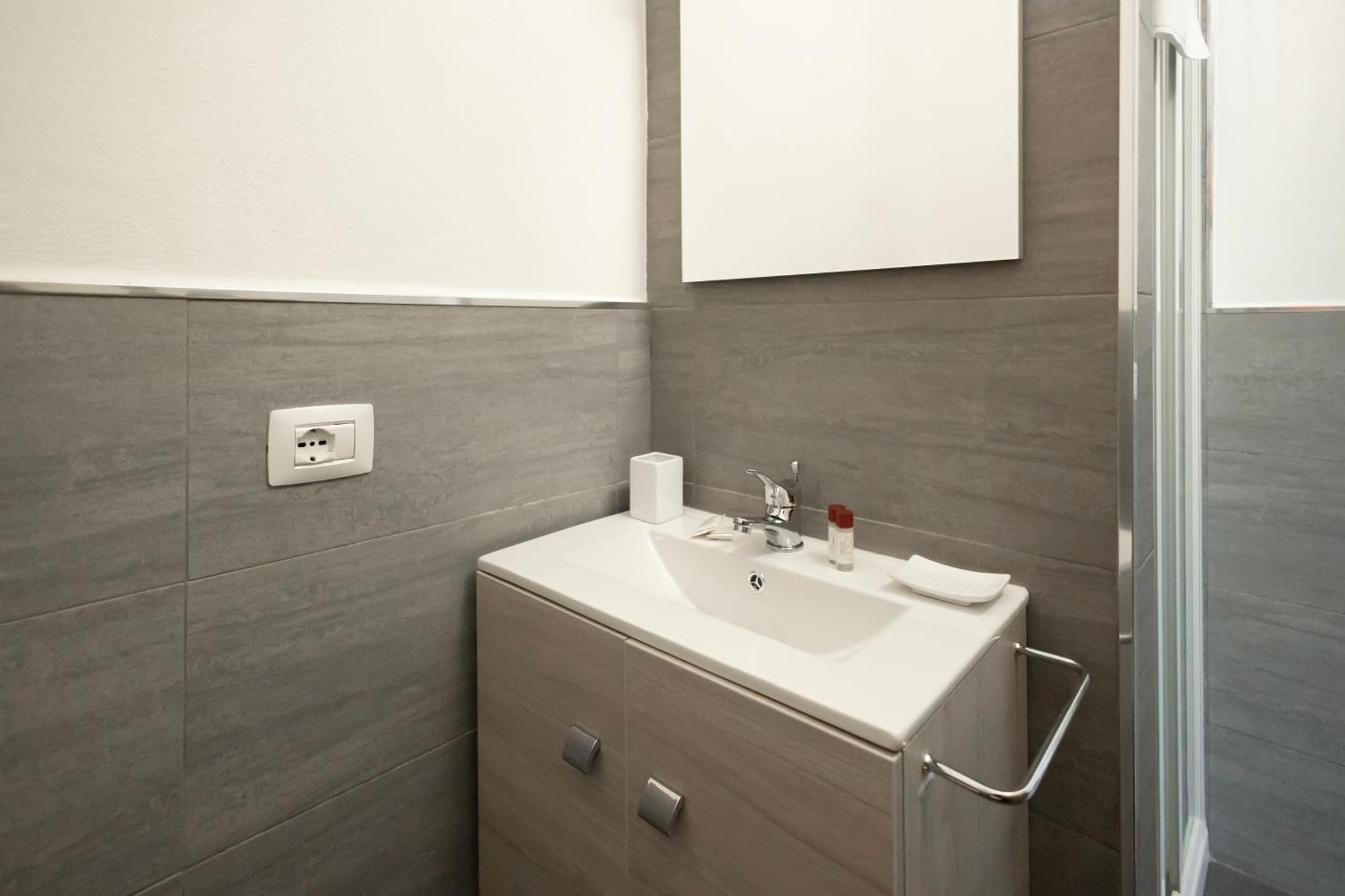 Flora 57 - Splendido Loft Nel Cuore Dei Navigli Apartment *