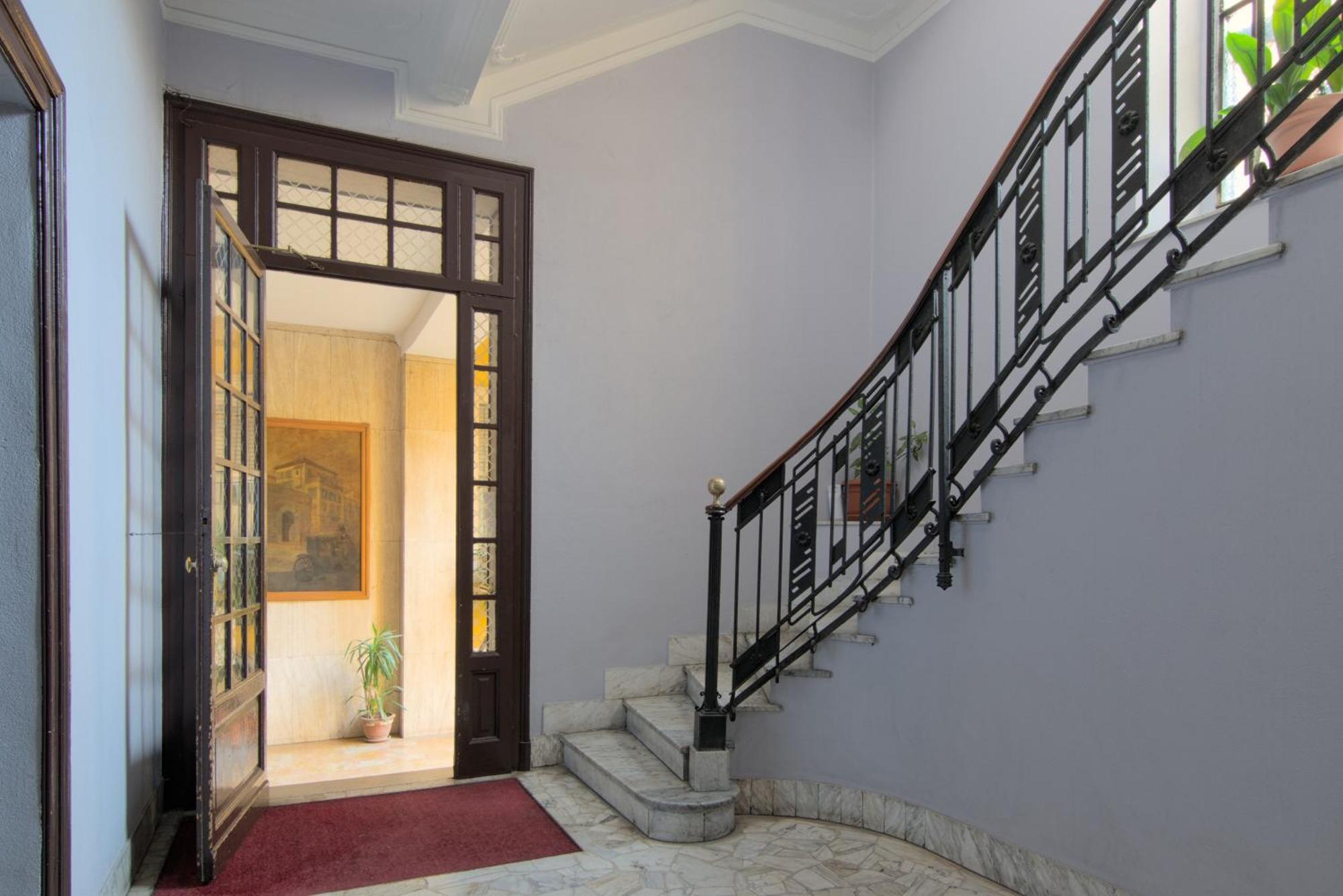 Dateo - Your - Work & Romance Apartment