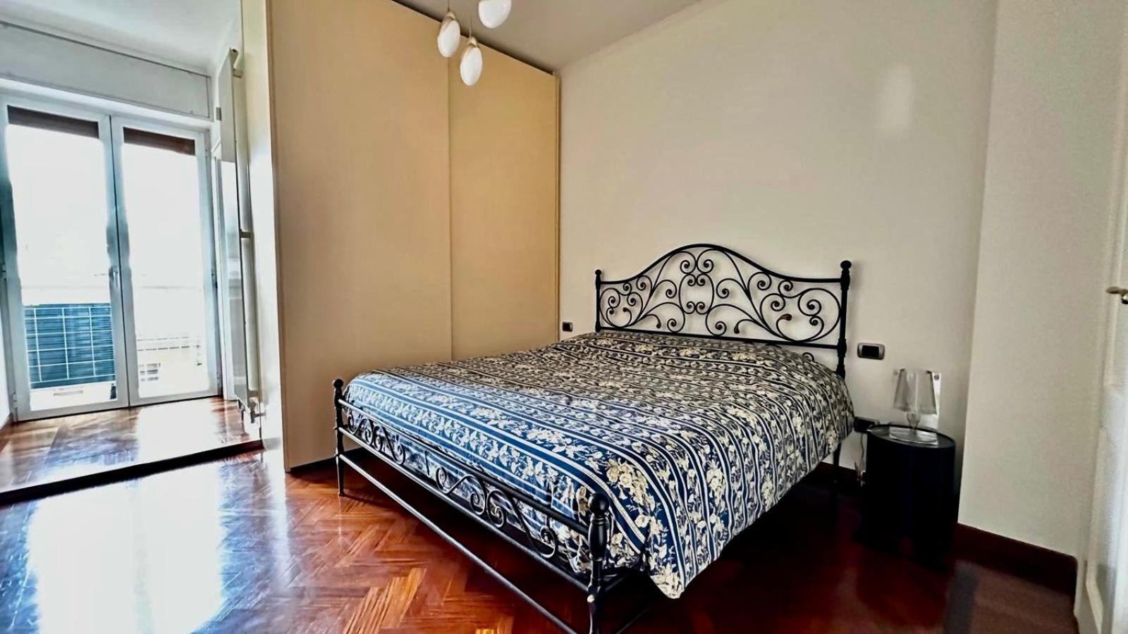Apartment Brand New Near Center