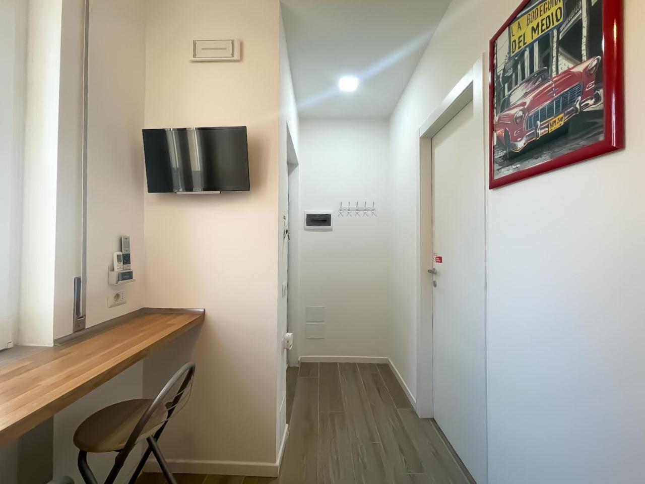 Guest house Mh *