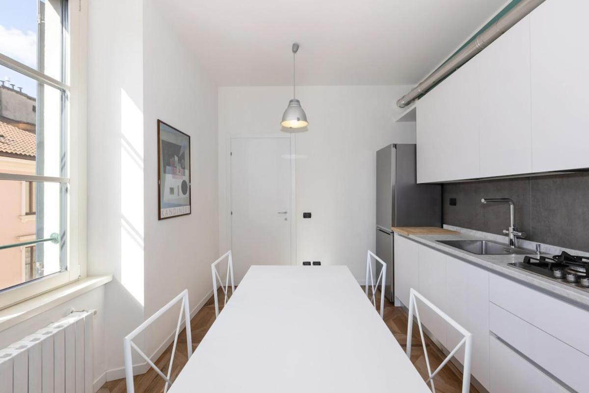 Bright One Bedroom Porta Venezia - Mirable Pm Apartment Milan