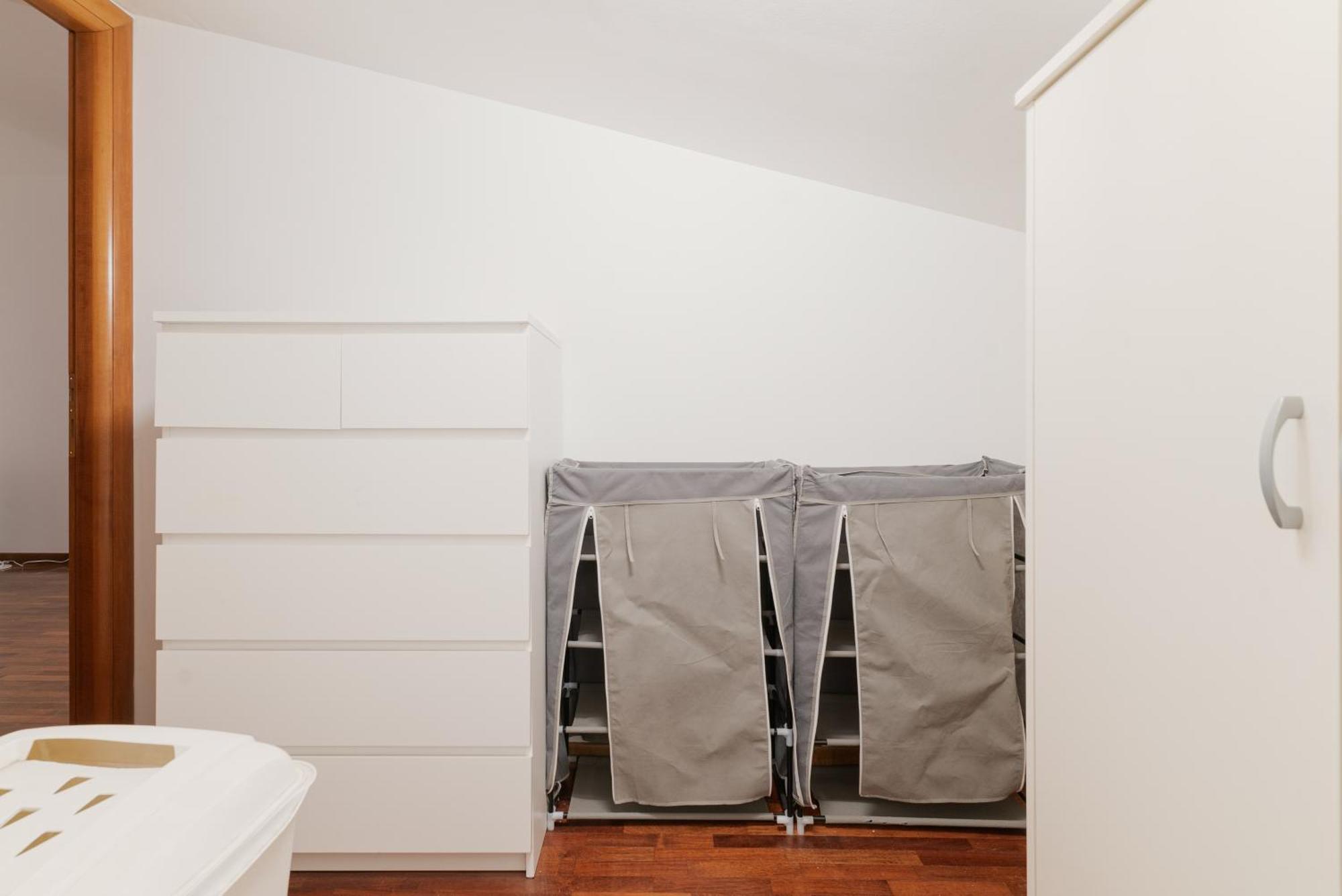 Apartment Spacious 600 Mt To Metro M3 Comasina Milan