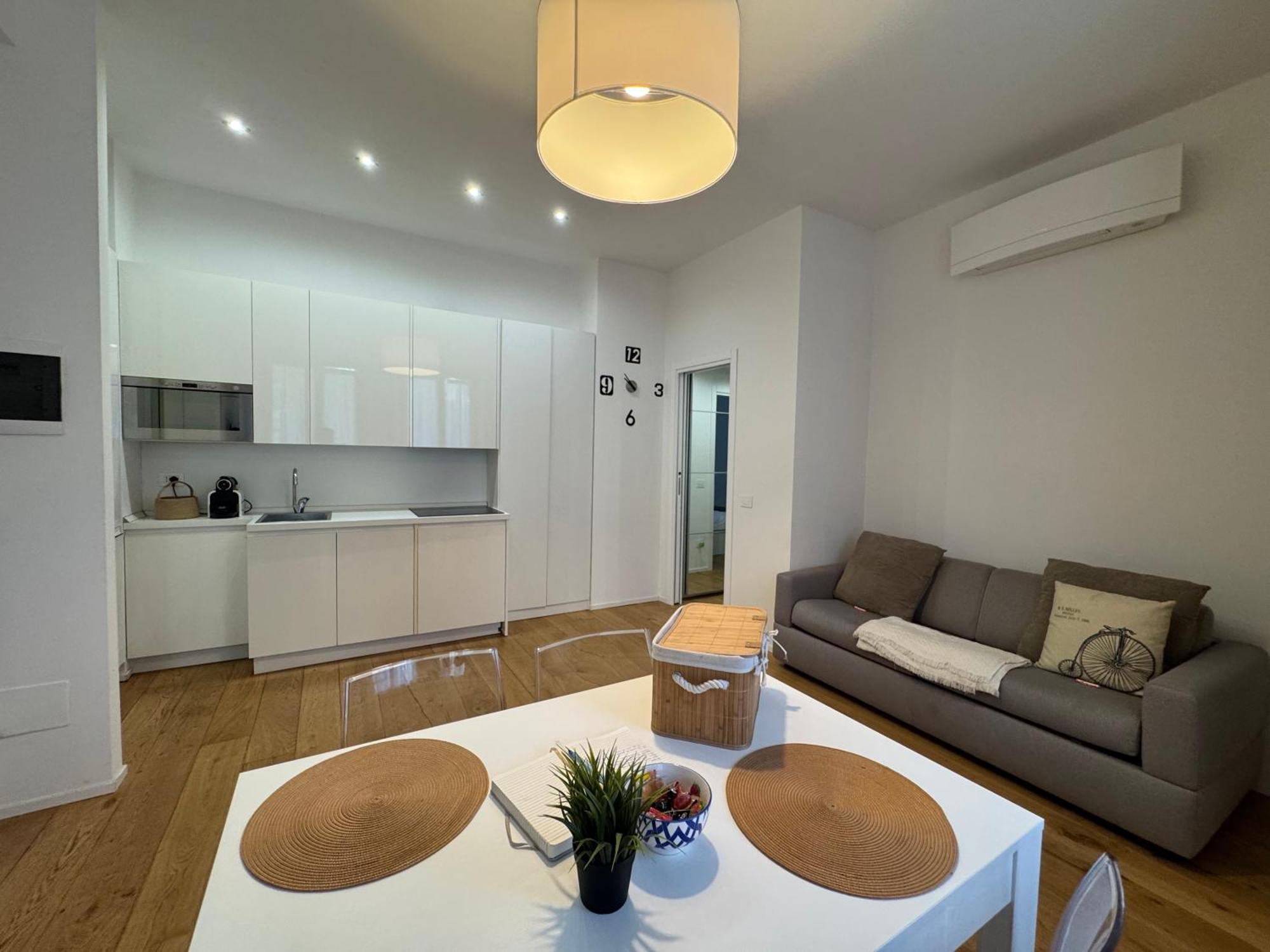 La Regina Delle Locazioni Accanto Bocconi Apartment