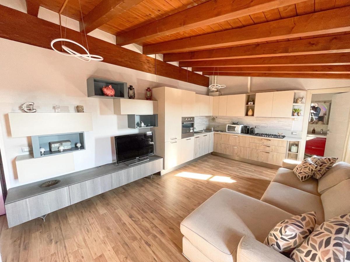 The Urban Nest 2, Spacious, Wifi And Near The Red Metro Milan
