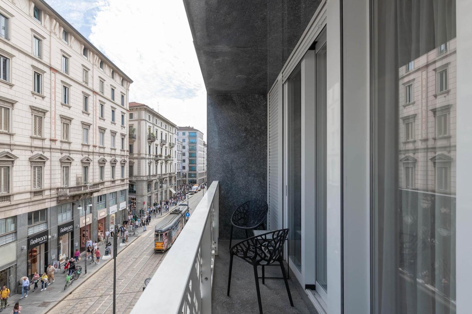 Apartment Heart San Sepolcro Duomo Milan