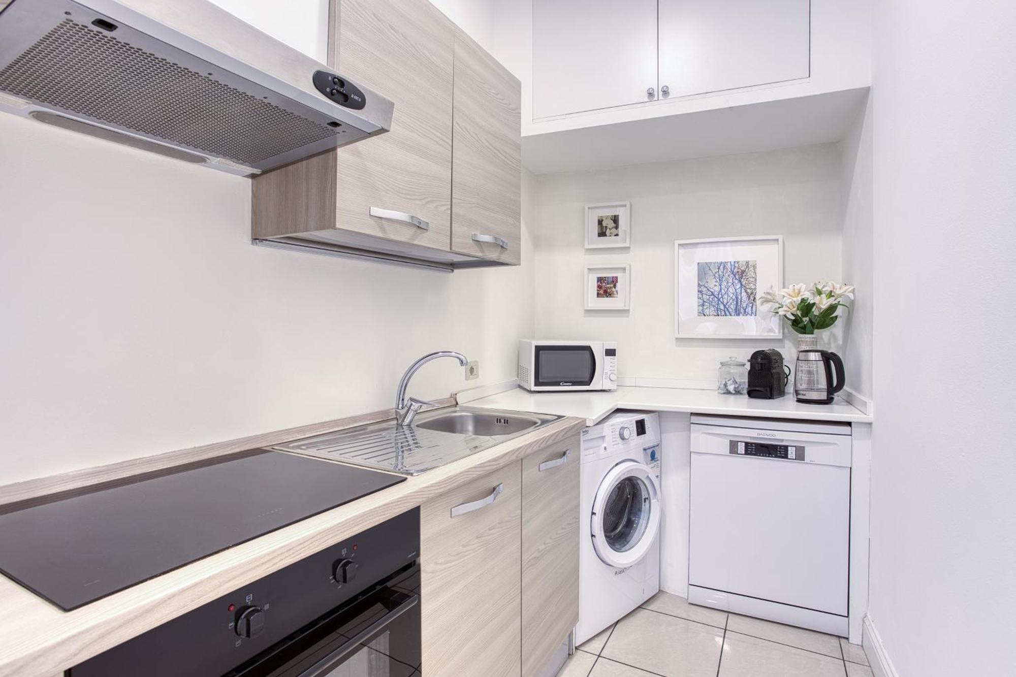 Appartamento Easylife - Elegante E Rifinito Vista Duomo In Piazza San Babila *