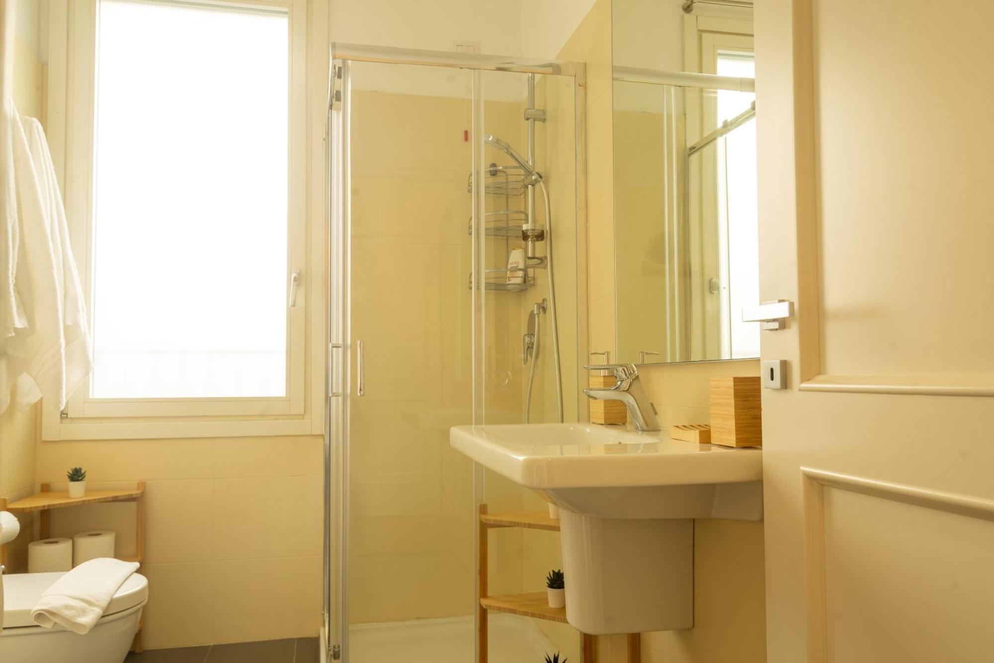 Apartment Prime Living - Gold Sui Navigli *