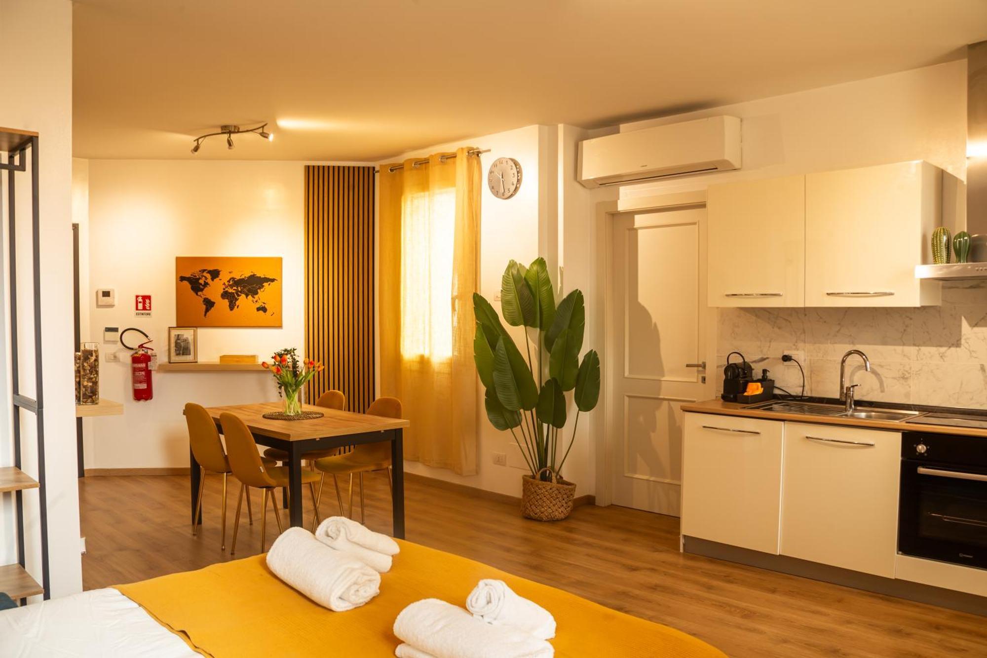 Prime Living - Gold Sui Navigli Apartment Milan