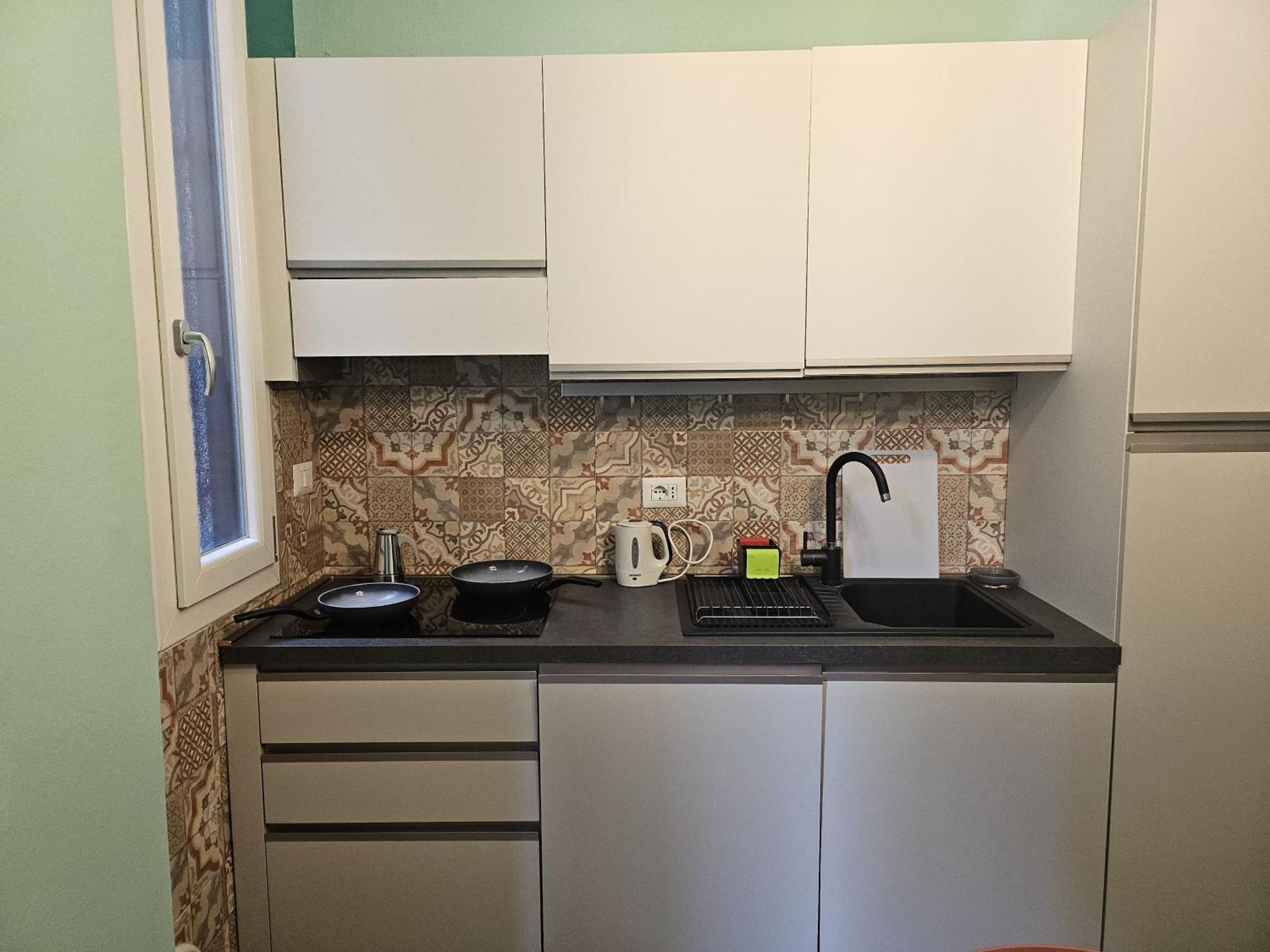 Comfortable Flat Inside Isola And Garibaldi District Apartment
