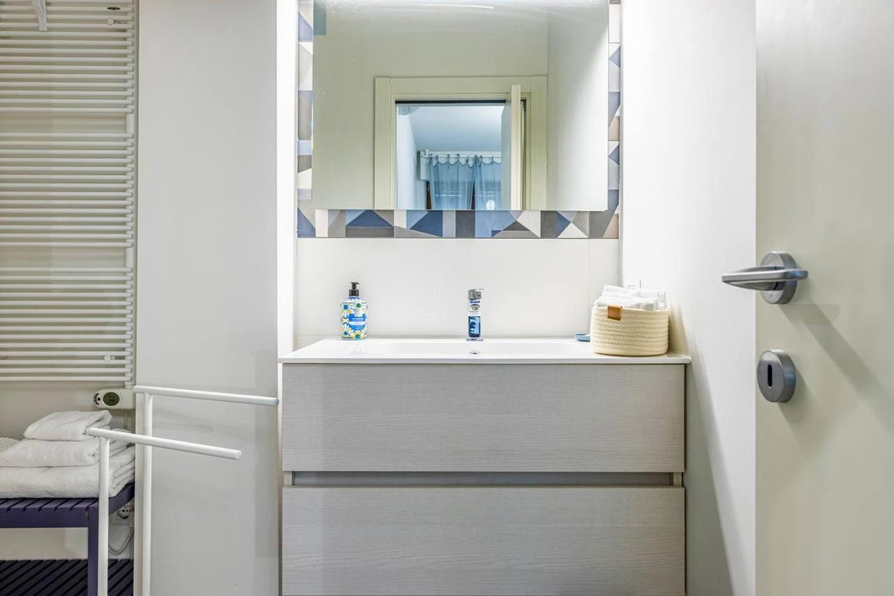 Blue Nest - Stazione Centrale Homestay