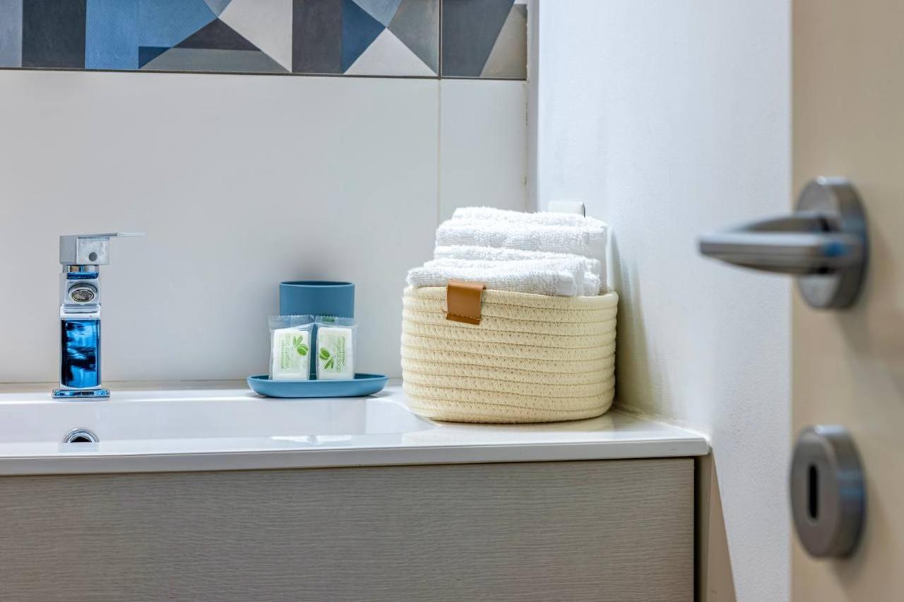 Homestay Blue Nest - Stazione Centrale *