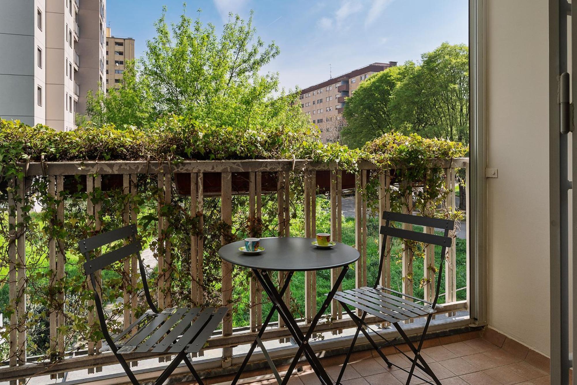 Apartment New - M1 S Leonardo 60m - San Siro - 6 Guests *