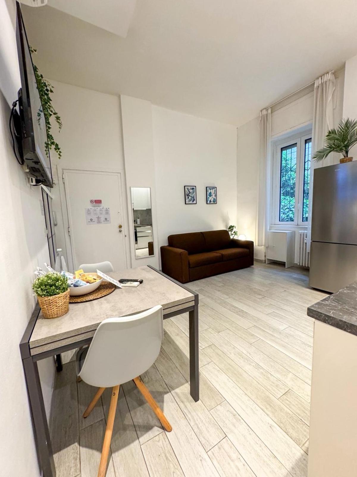Dea Dreams - Porta Romana Apartment *