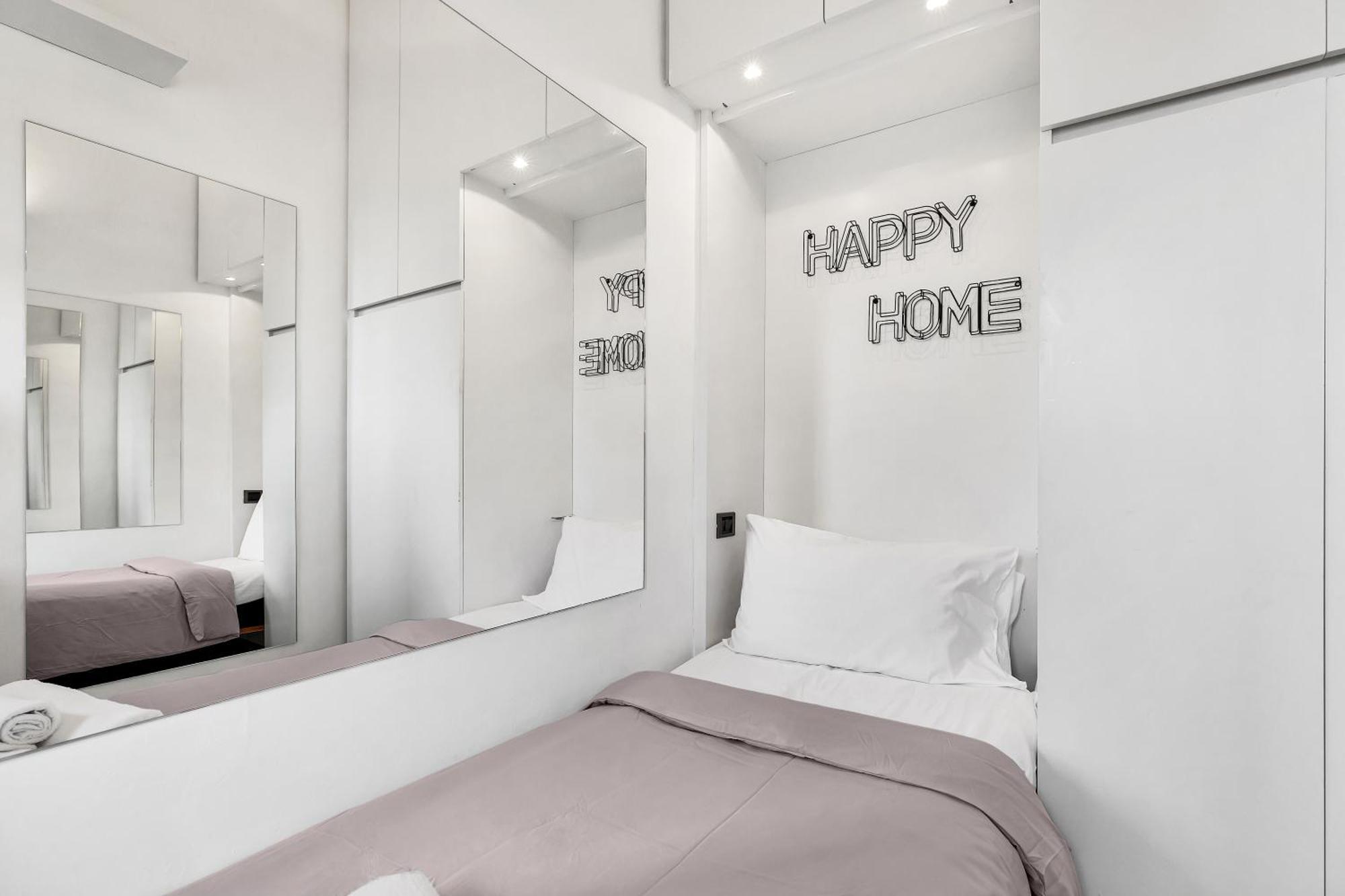 Apartment Grace House Navigli Milan