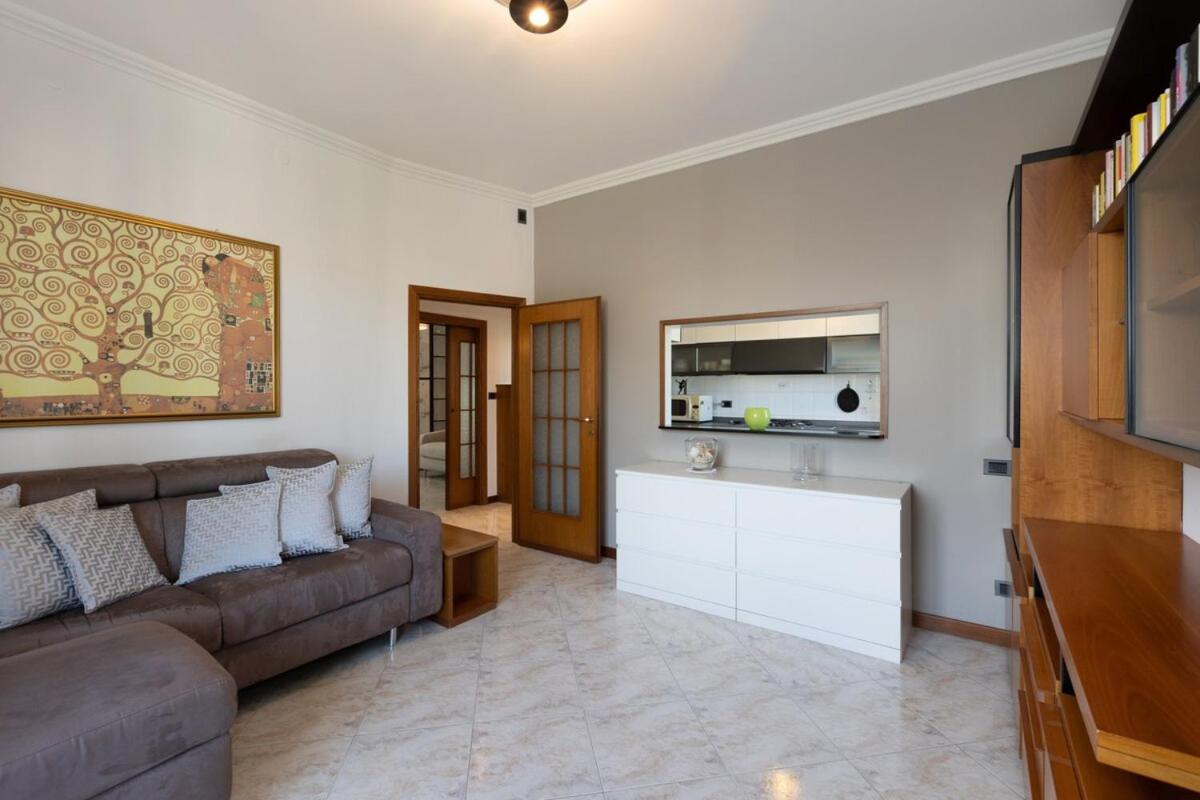 Apartment Comfortable Two Bedrooms Chiesa Rossa - Mirable Pm *