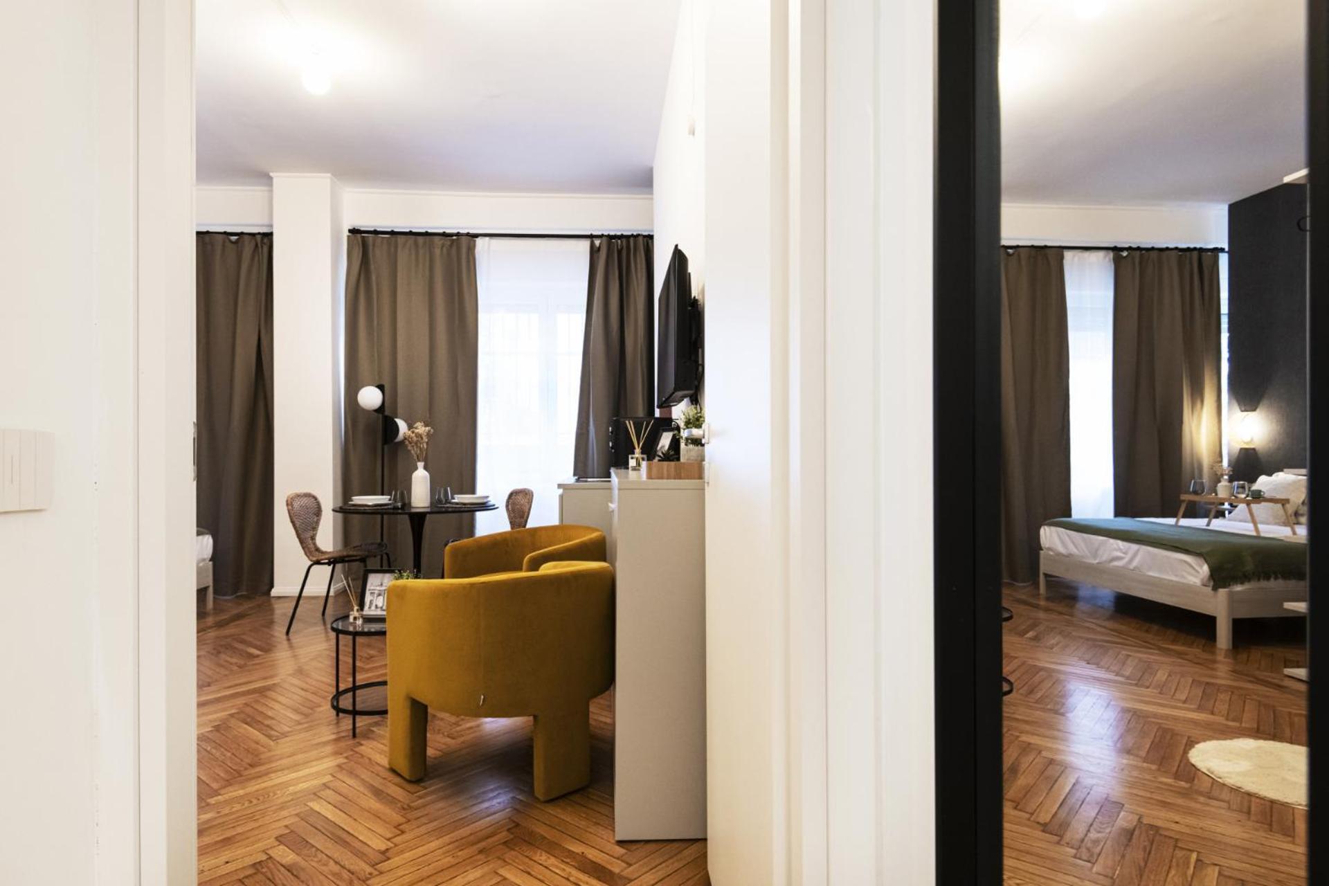 Easylife - Cav103 Sofisticato Mono Con Jacuzzi In Apartment