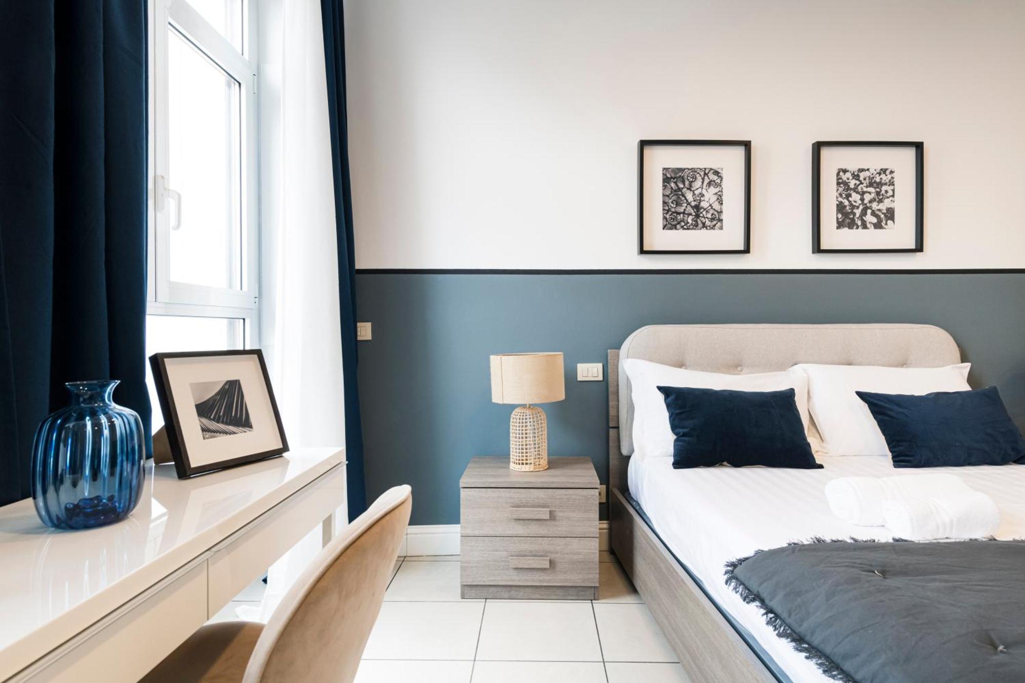 Apartamento Easylife - Elegante E Rifinito Vista Duomo In Piazza San Babila Milão