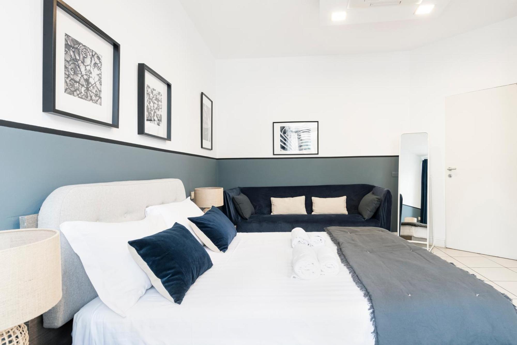 Apartamento Easylife - Elegante E Rifinito Vista Duomo In Piazza San Babila Milão